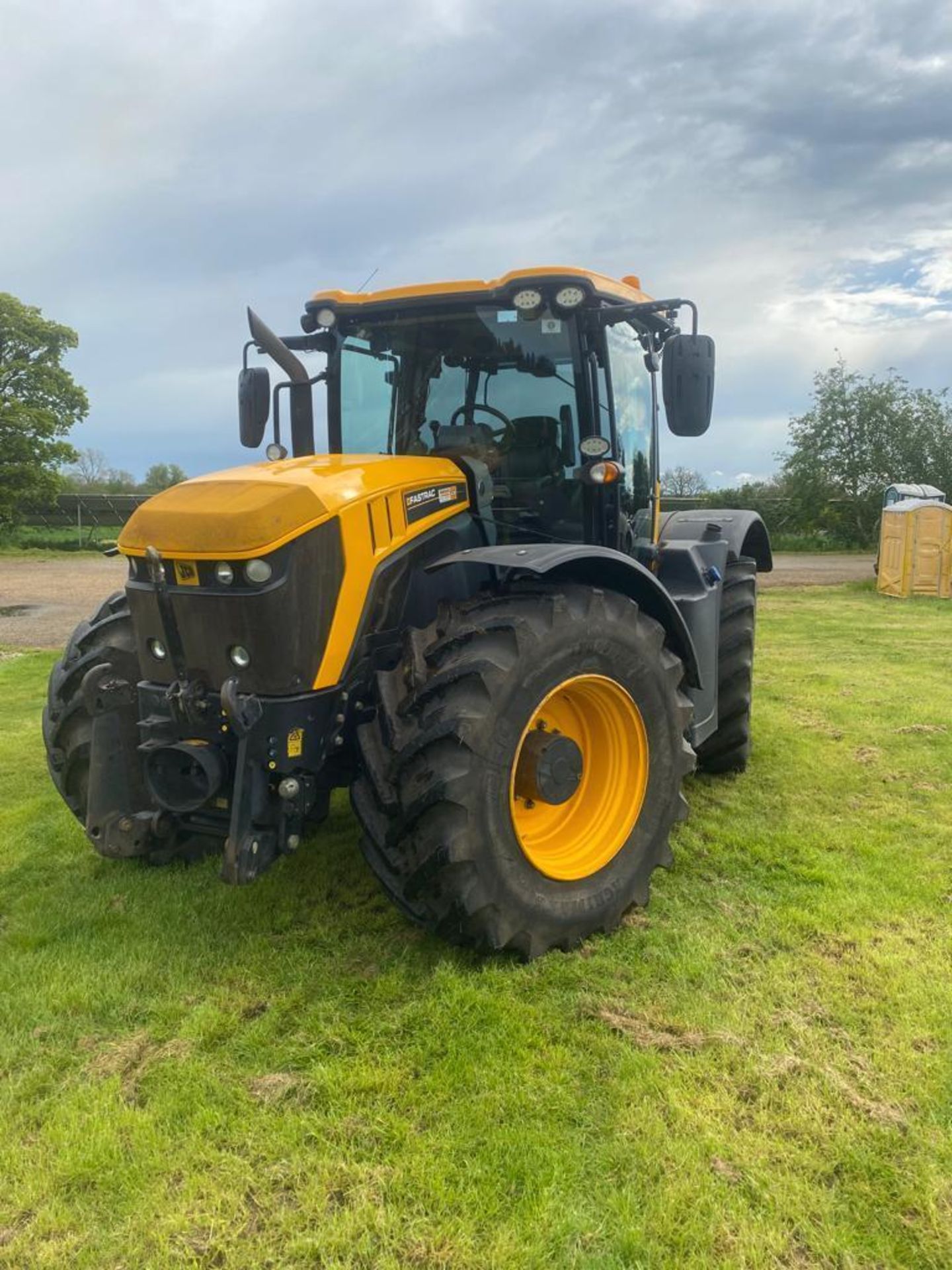 2016 JCB Fastrac 4220 - Image 3 of 6