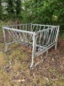 IAE Sheep Round Bale Cradle Feeder