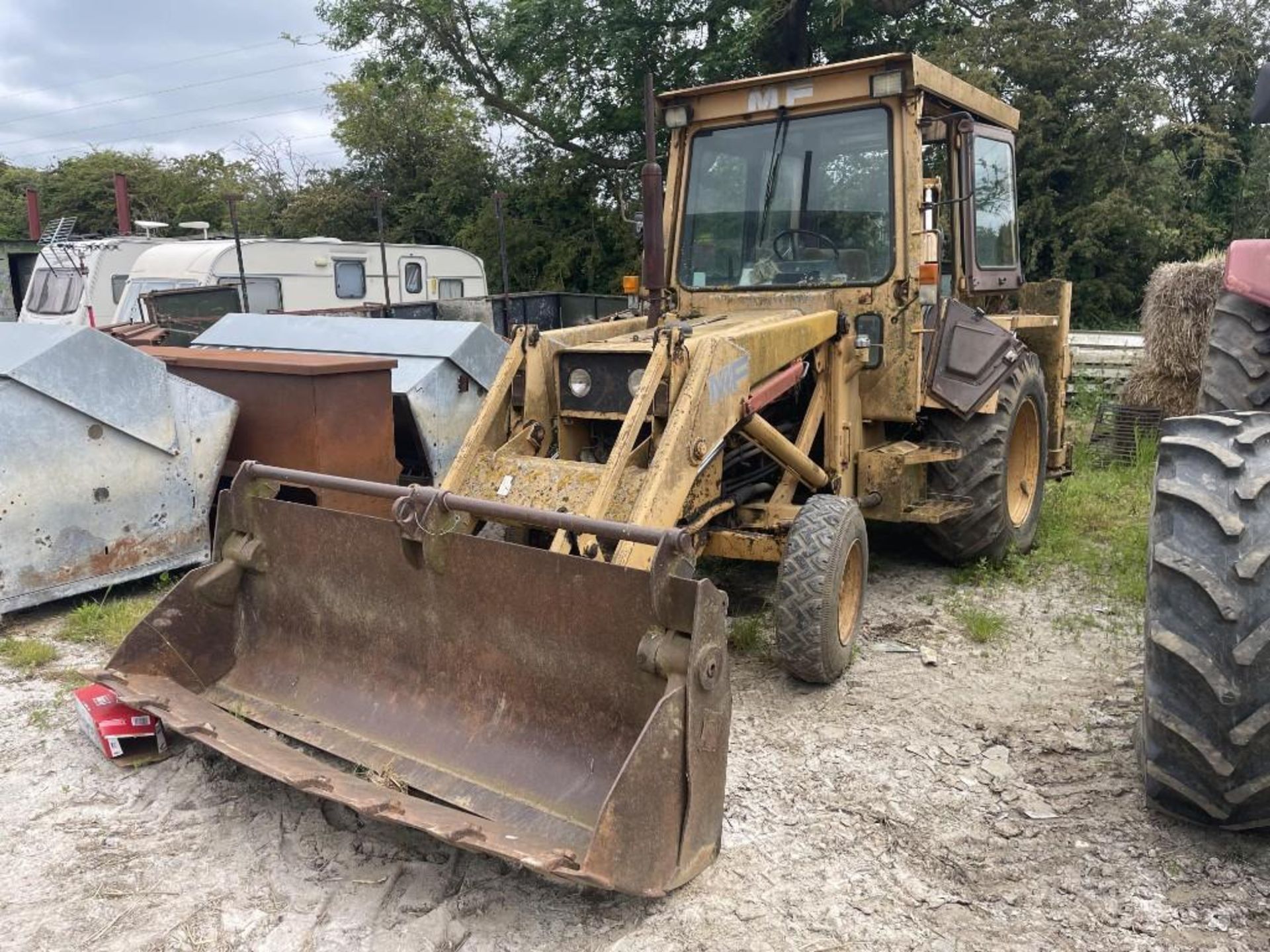 Massey Ferguson Back Hoe Digger/Loader