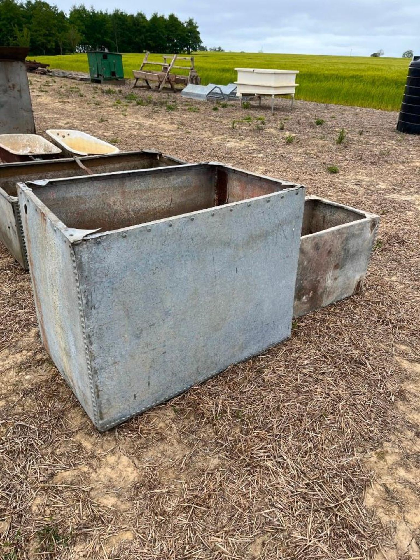 2No. Misc Galvanised Steel Tank - Image 4 of 4