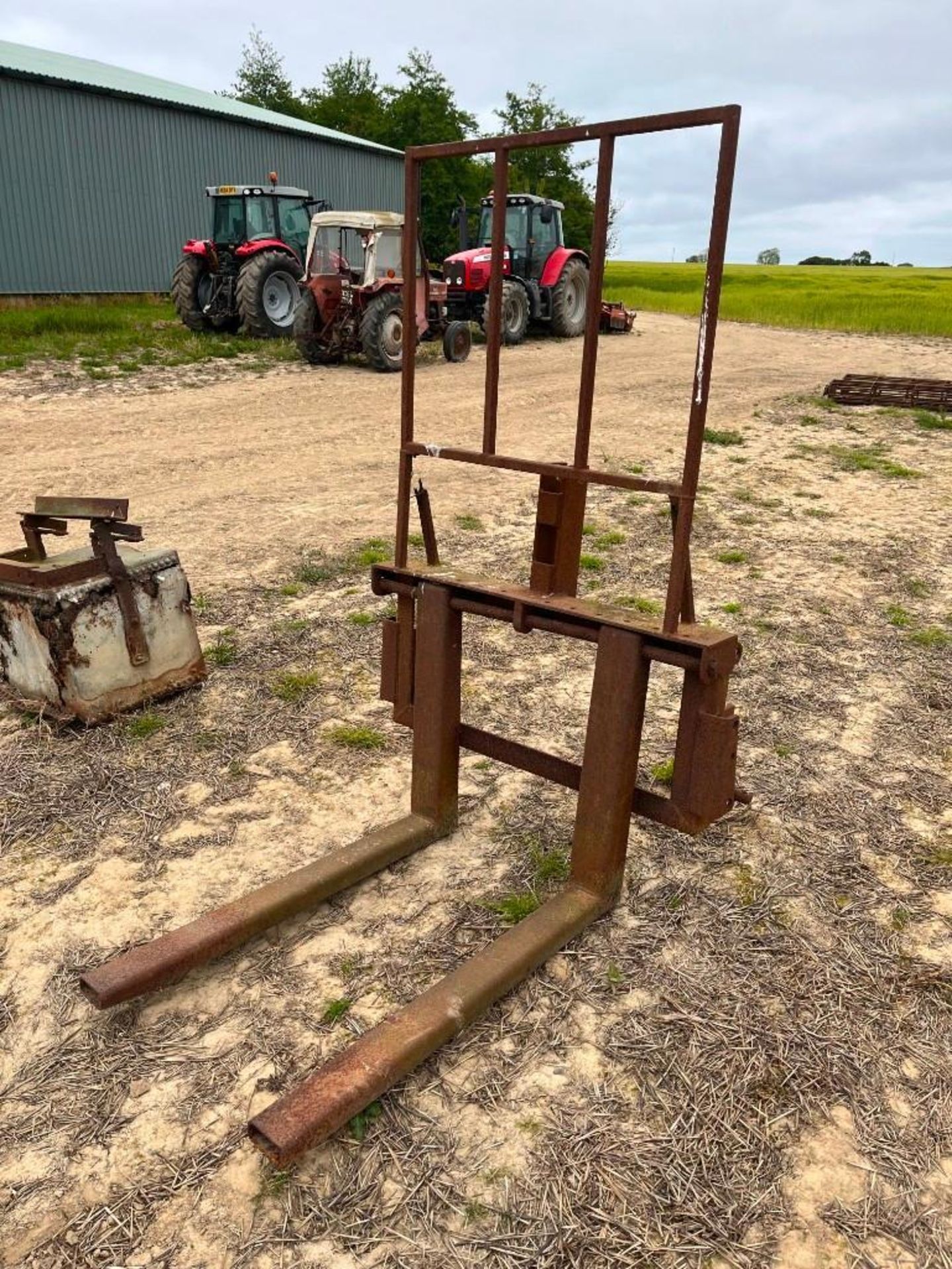 Vintage 3-Point Linkage Pallet Tines