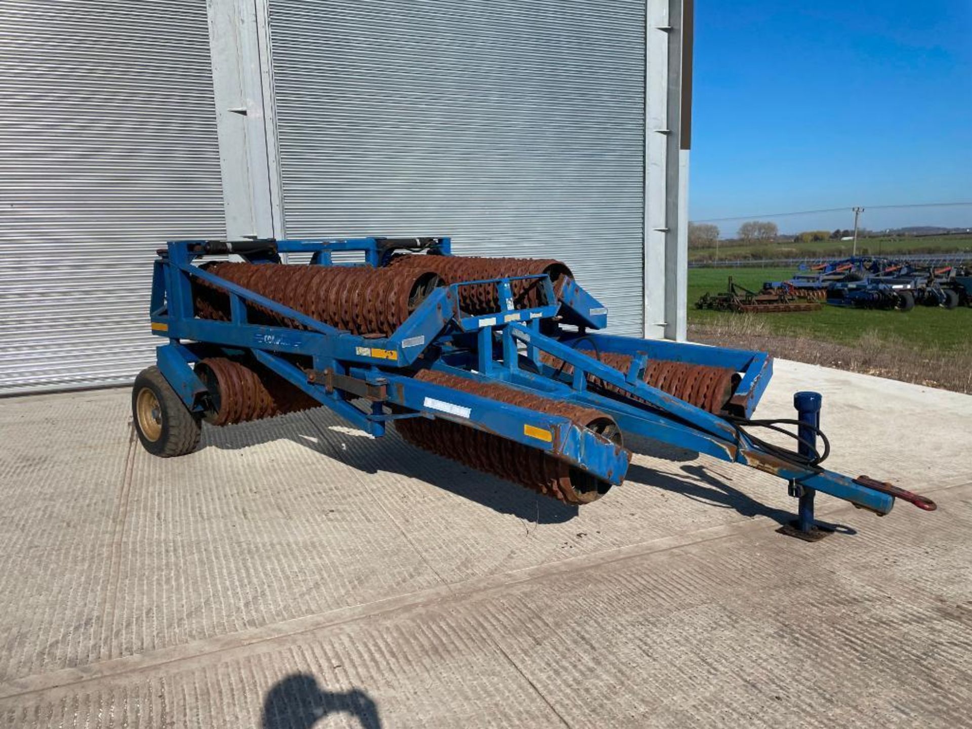 Dalbo 9.4m horizontal folding Cambridge rolls 20" with breaker rings - Image 11 of 21