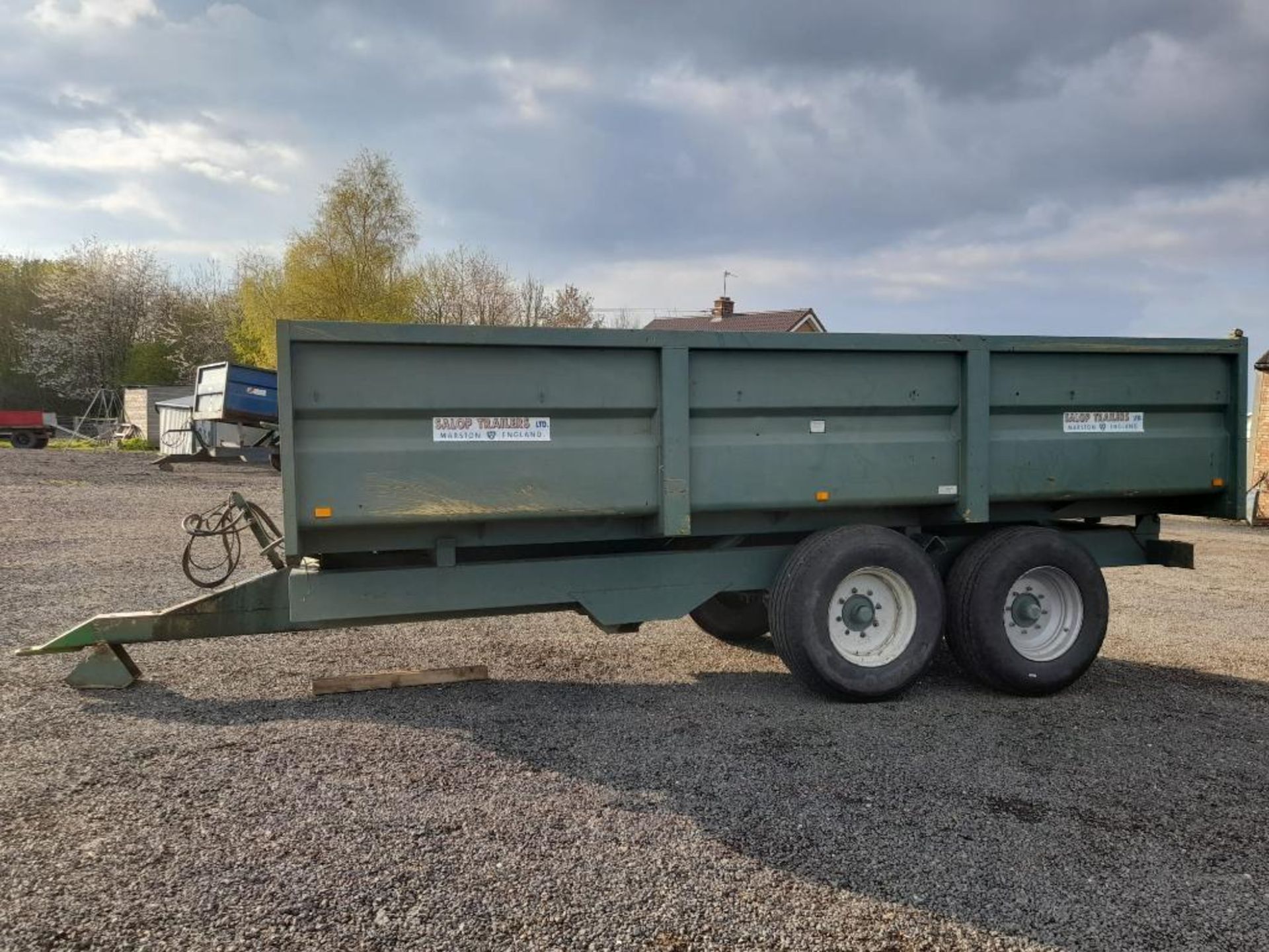 1996 Salop 10t grain trailer with manual tailgate on 325/65R22.5 wheels and tyres - Image 8 of 9