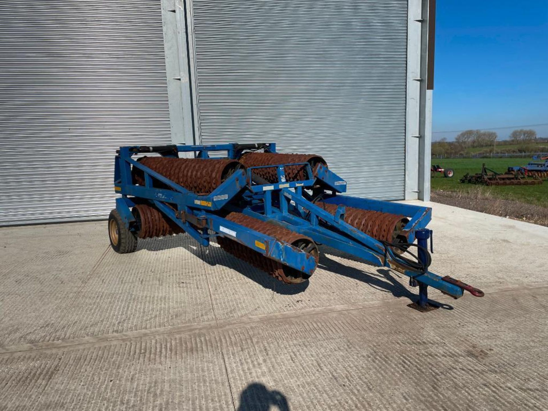 Dalbo 9.4m horizontal folding Cambridge rolls 20" with breaker rings - Image 9 of 21