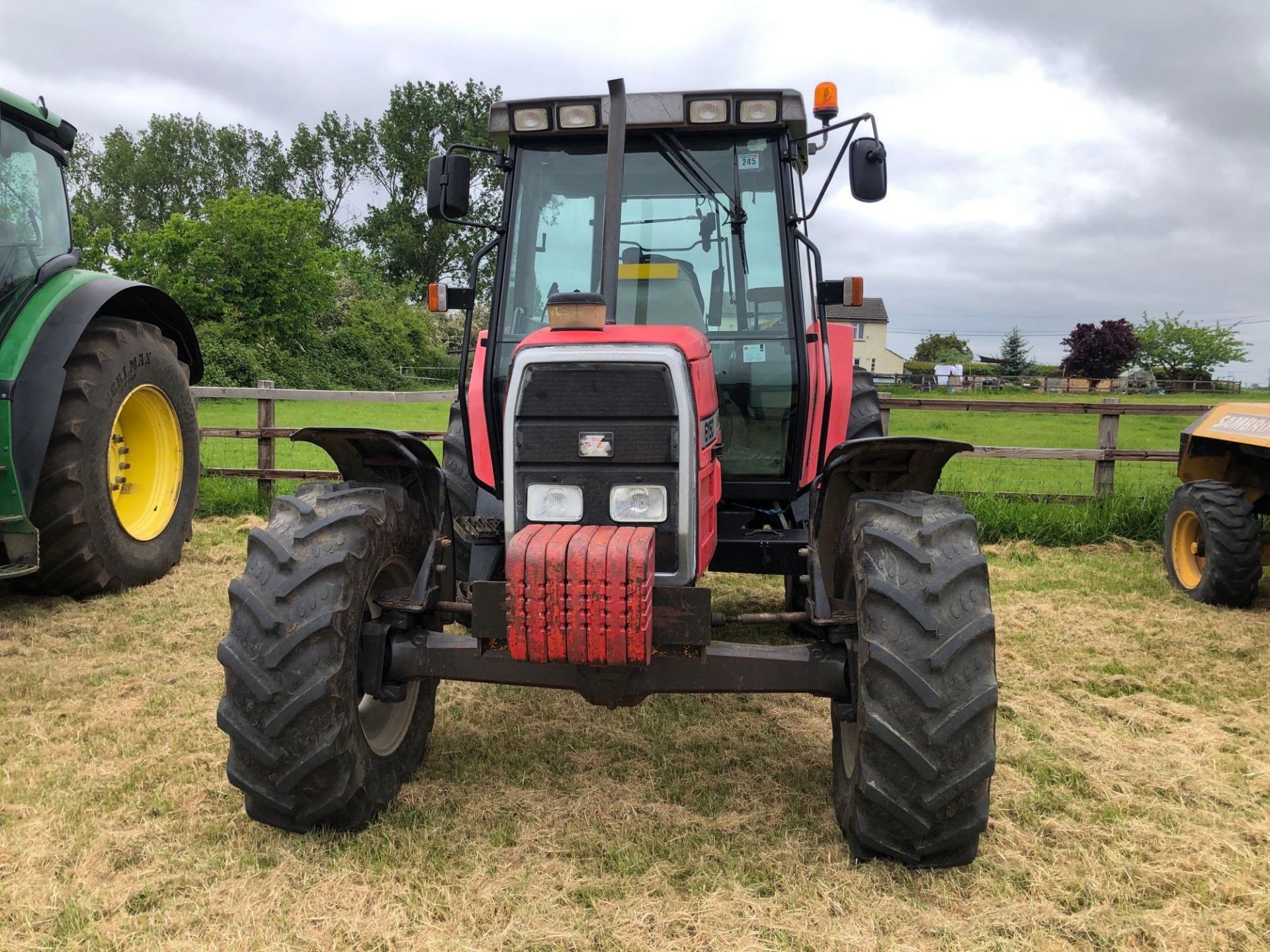 1996 Massey Ferguson 6150 Dynashift 4wd tractor on 13.6R24 front and 16.9R34 rear wheels and tyres w - Image 2 of 10