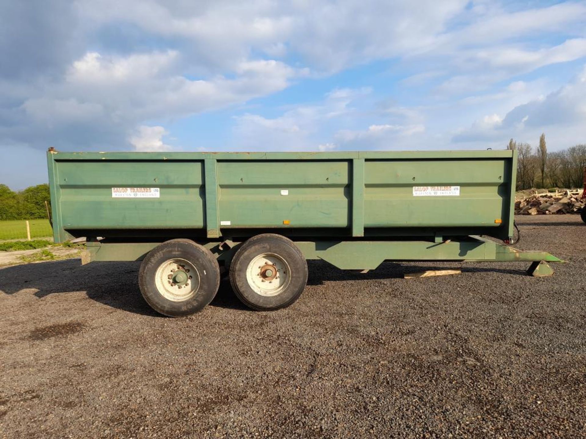 1996 Salop 10t grain trailer with manual tailgate on 325/65R22.5 wheels and tyres - Image 9 of 9