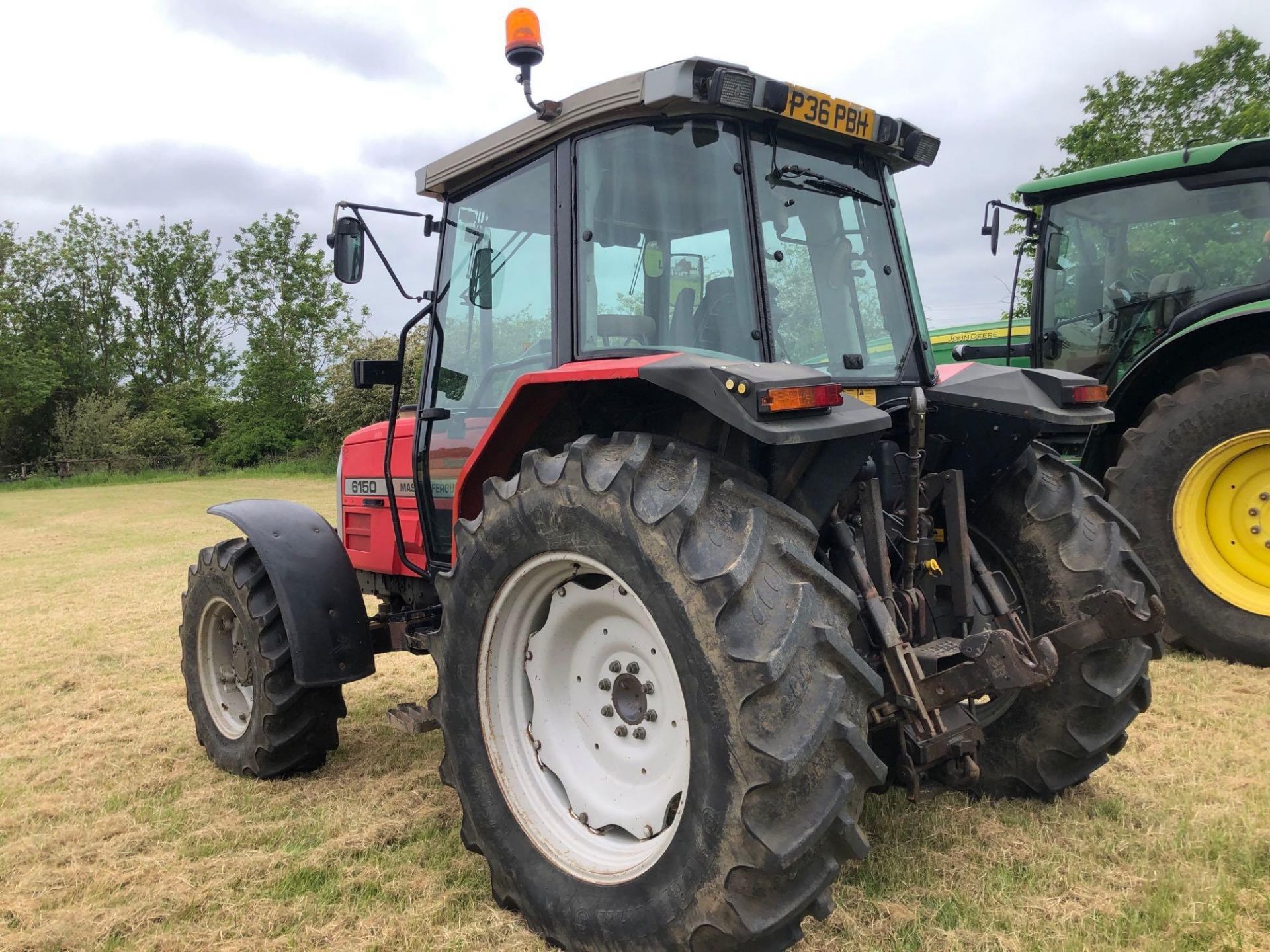 1996 Massey Ferguson 6150 Dynashift 4wd tractor on 13.6R24 front and 16.9R34 rear wheels and tyres w - Image 7 of 10