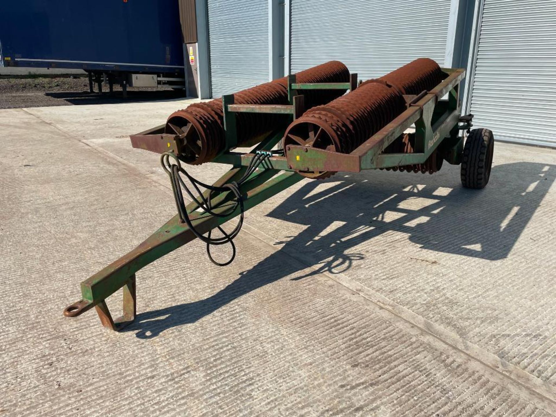 Flexicoil Rolls 8.4m horizontal folding Cambridge rolls with 20" breaker rings - Image 13 of 13