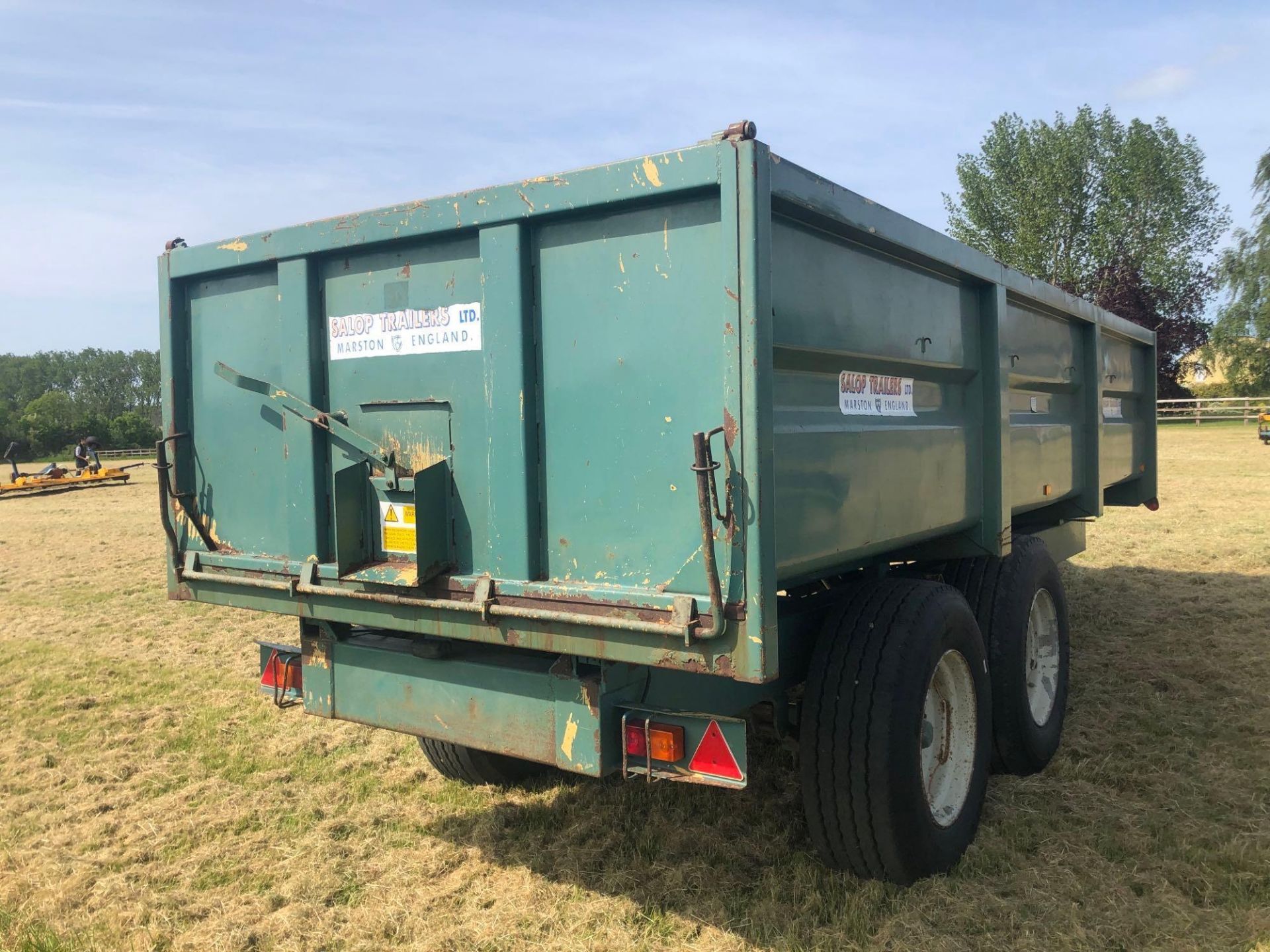 1996 Salop 10t grain trailer with manual tailgate on 325/65R22.5 wheels and tyres - Image 5 of 9