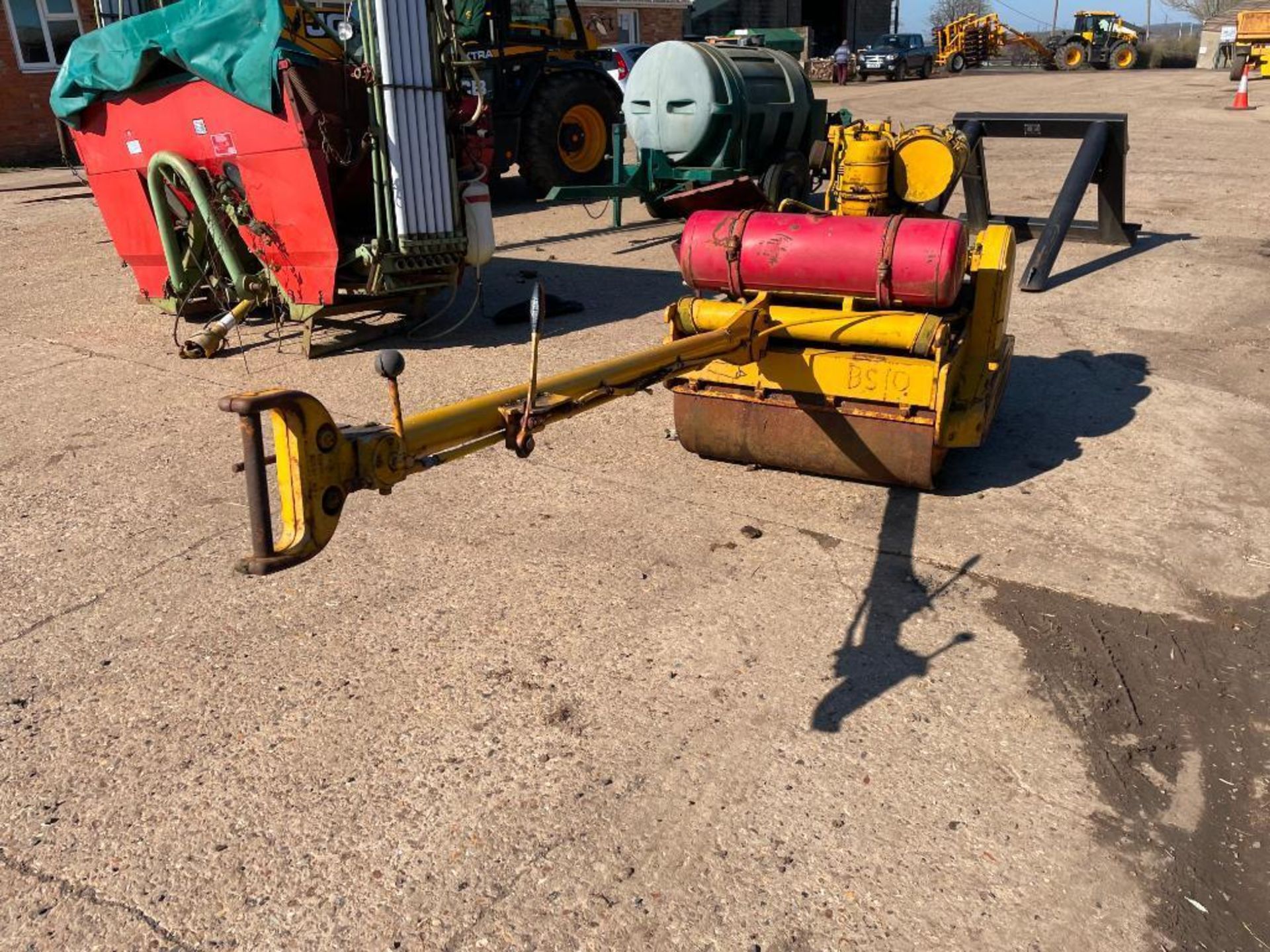 Bomag twin drum vibrating roller with diesel engine, spares or repair - Image 3 of 7