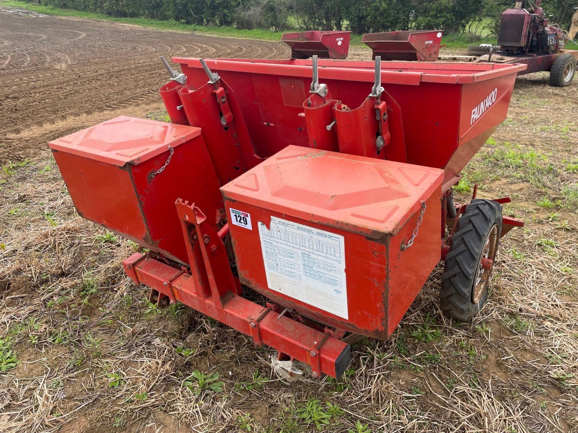 Kverneland Faun 1400 twin row potato planter c/w fetiliser applicator. Serial No: 8173 - Image 2 of 6