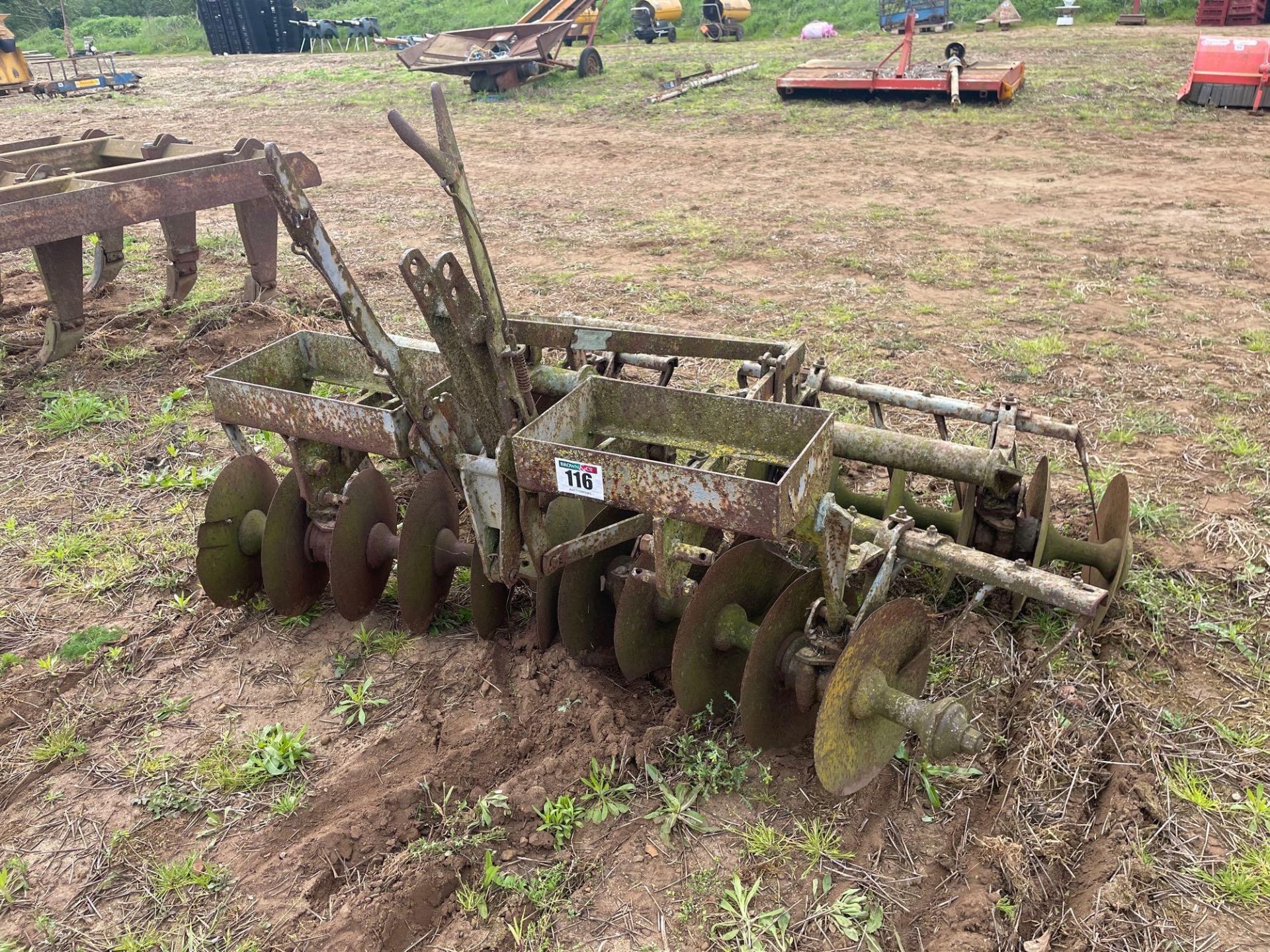 Ferguson 7ft discs, linkage mounted - Image 2 of 4