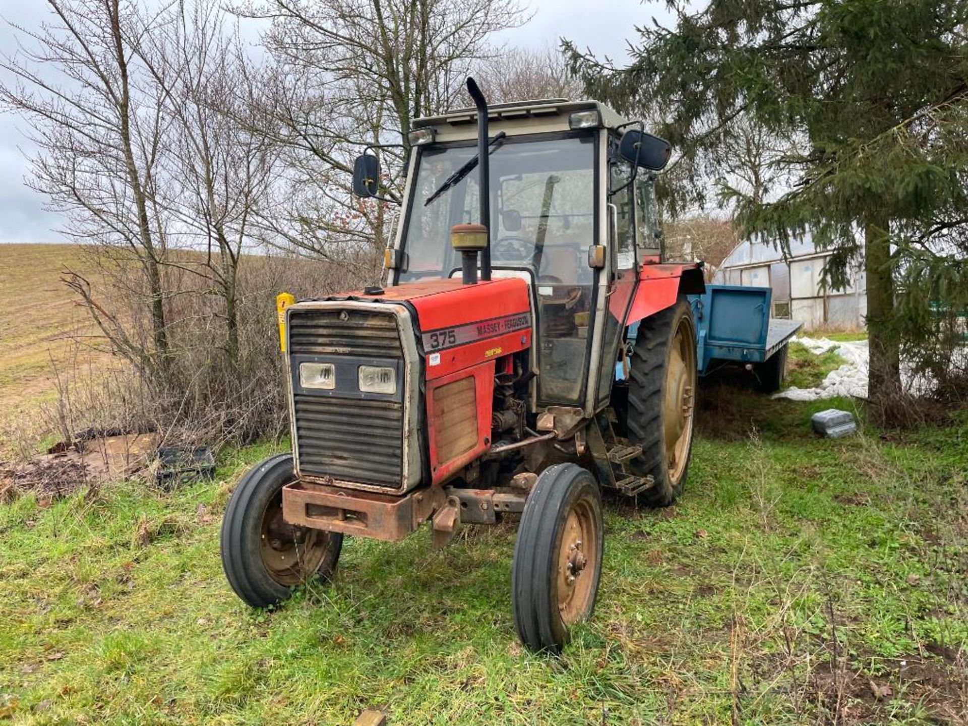 1991 Massey Ferguson 375 2wd tractor with HiLine cab and 2 manual spools on BKT 6.00-19 front and Tr - Image 13 of 13