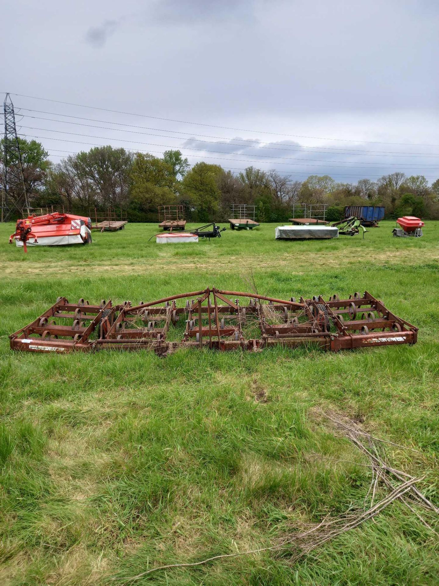 Kverneland mounted pig tine cultivator