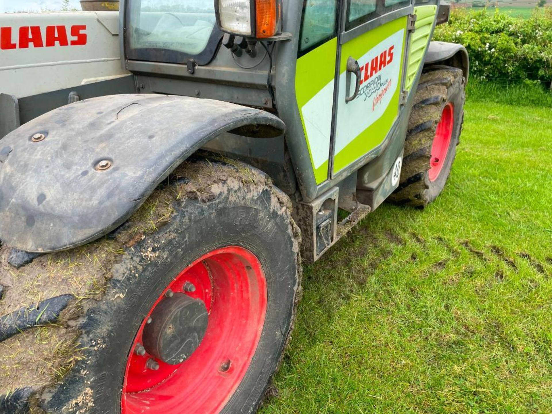 2010 Claas Scorpion 7040 plus varipower materials handler with JCB Q-fit headstock. Datatag Register - Image 13 of 13