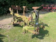 Dowdeswell DP7 4f (3+1) reversible plough