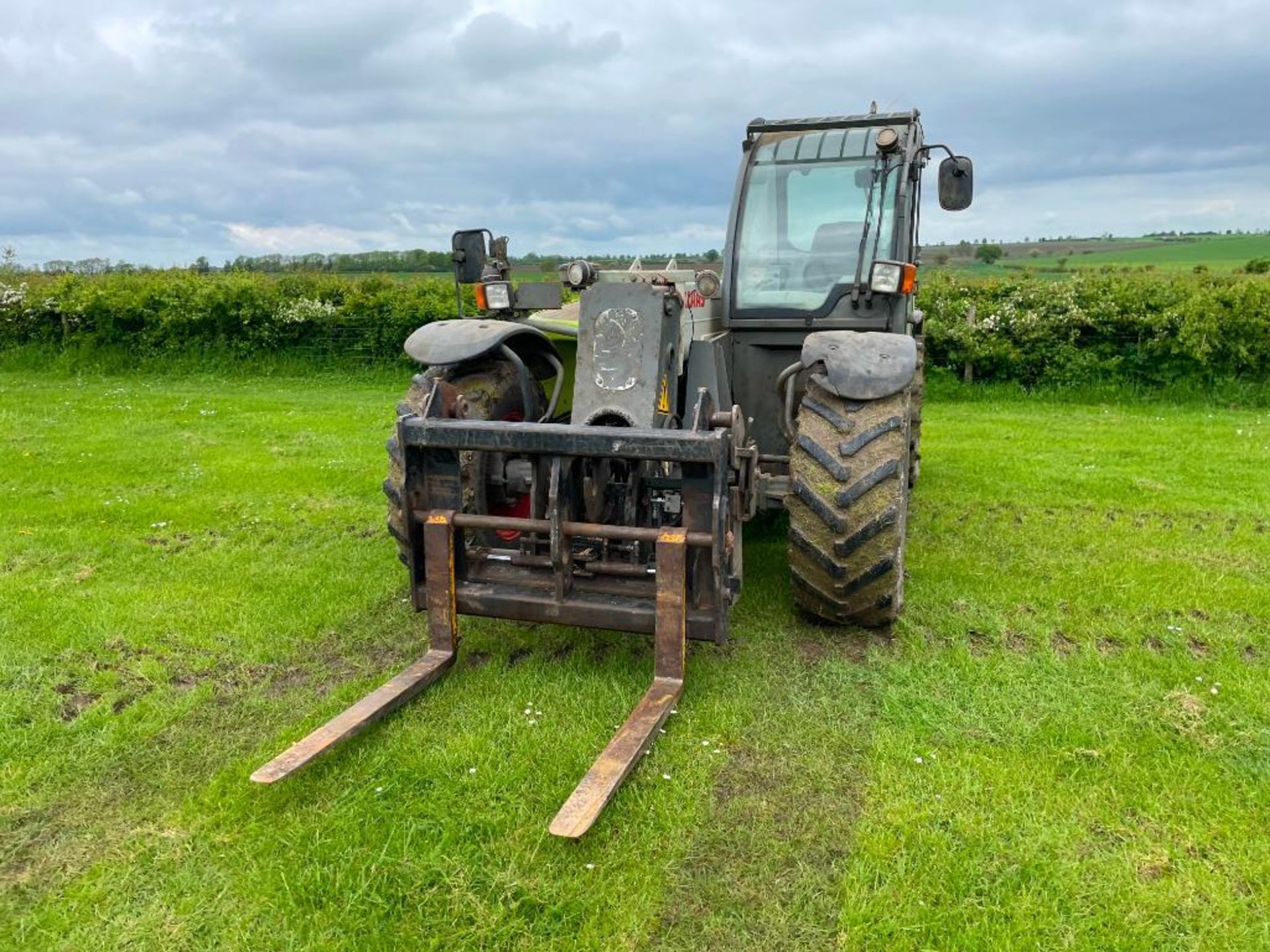 2010 Claas Scorpion 7040 plus varipower materials handler with JCB Q-fit headstock. Datatag Register - Image 4 of 13