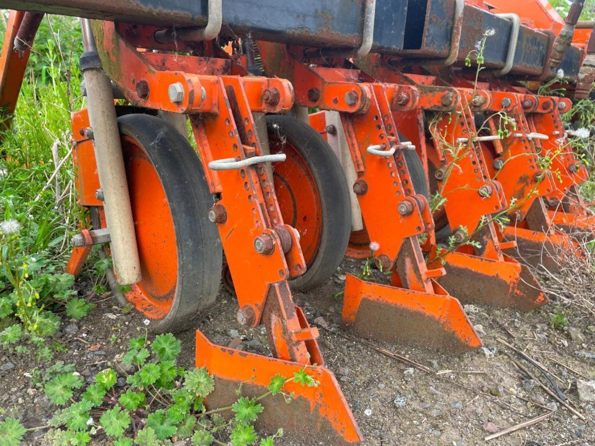 Stanhay Rallye 3bed/15row onion drill hydraulic folding, linkage mounted - Image 6 of 6