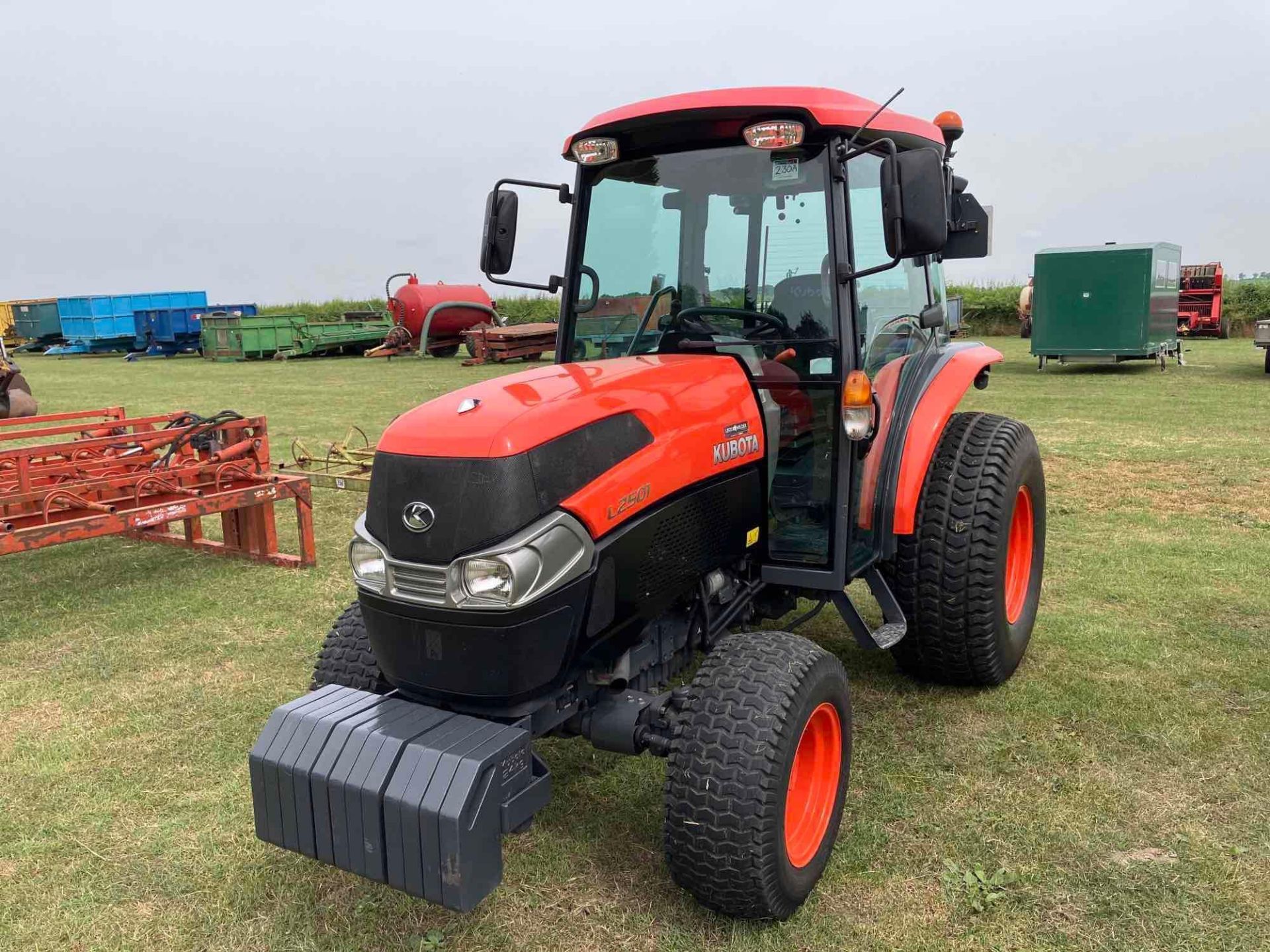 2020 Kubota L2501 4wd compact tractor with air con, DAB radio, CAT1 link arms, 2 rear spools, front - Image 2 of 14