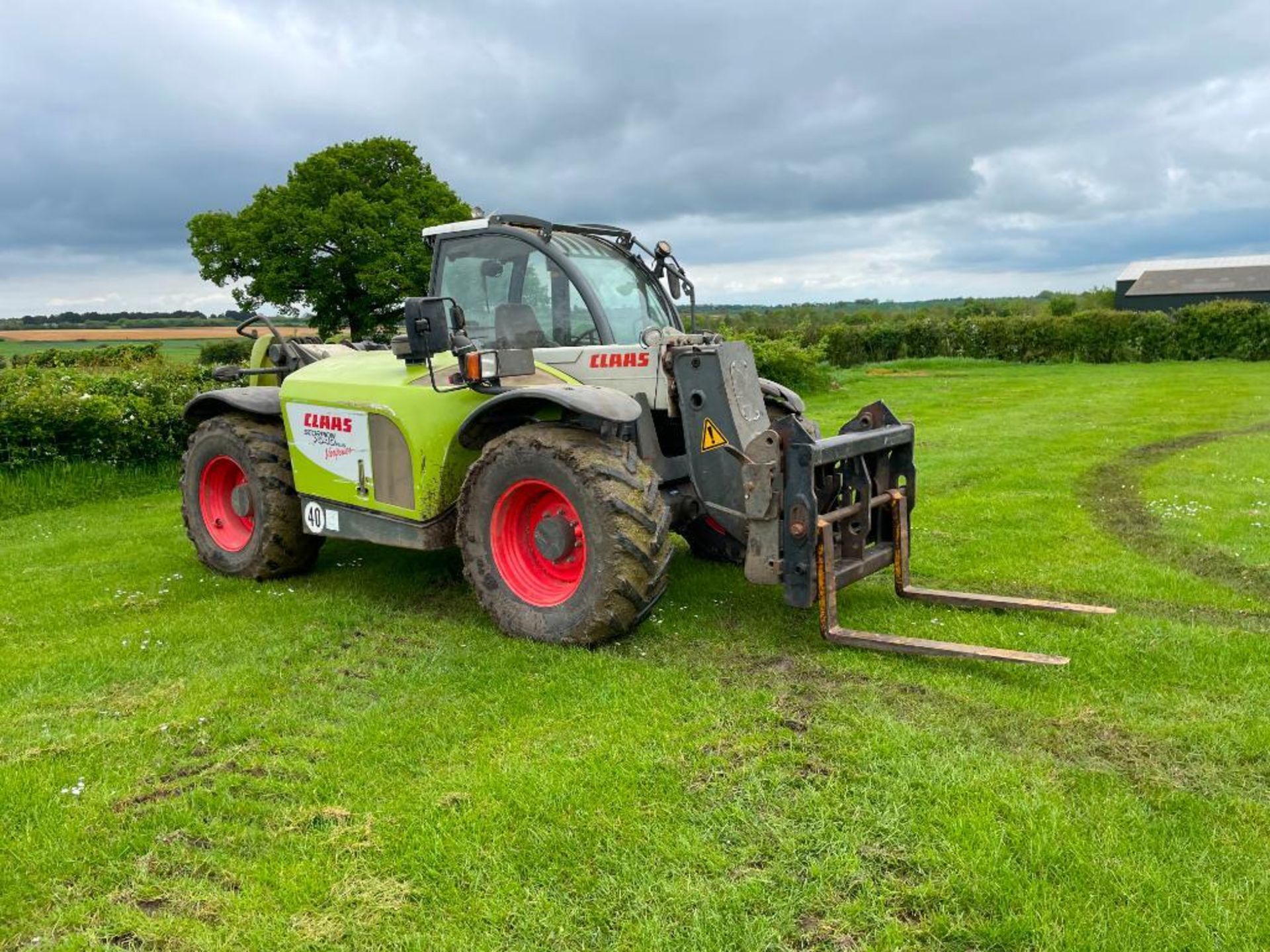 2010 Claas Scorpion 7040 plus varipower materials handler with JCB Q-fit headstock. Datatag Register - Image 7 of 13