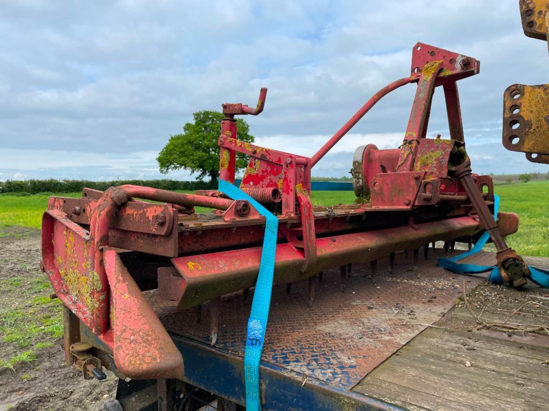 Lely 3m power harrow with rear spiral roller - Image 4 of 4