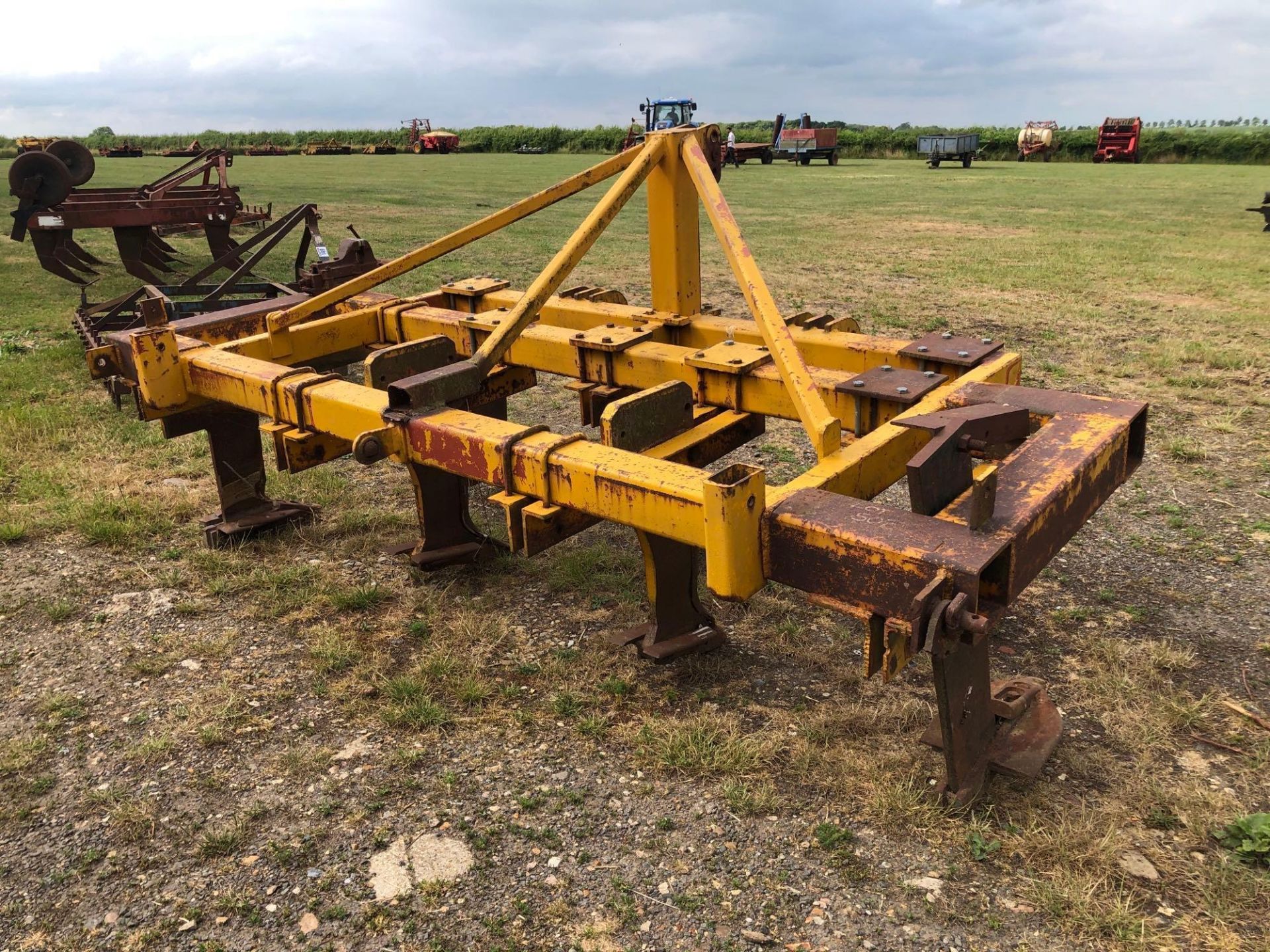 Jones 7 leg subsoiler, linkage mounted - Image 3 of 5