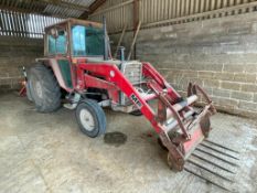 1980 Massey Ferguson 565 2wd tractor with Massey Ferguson 80 front loader, bucket and fork on Stomil