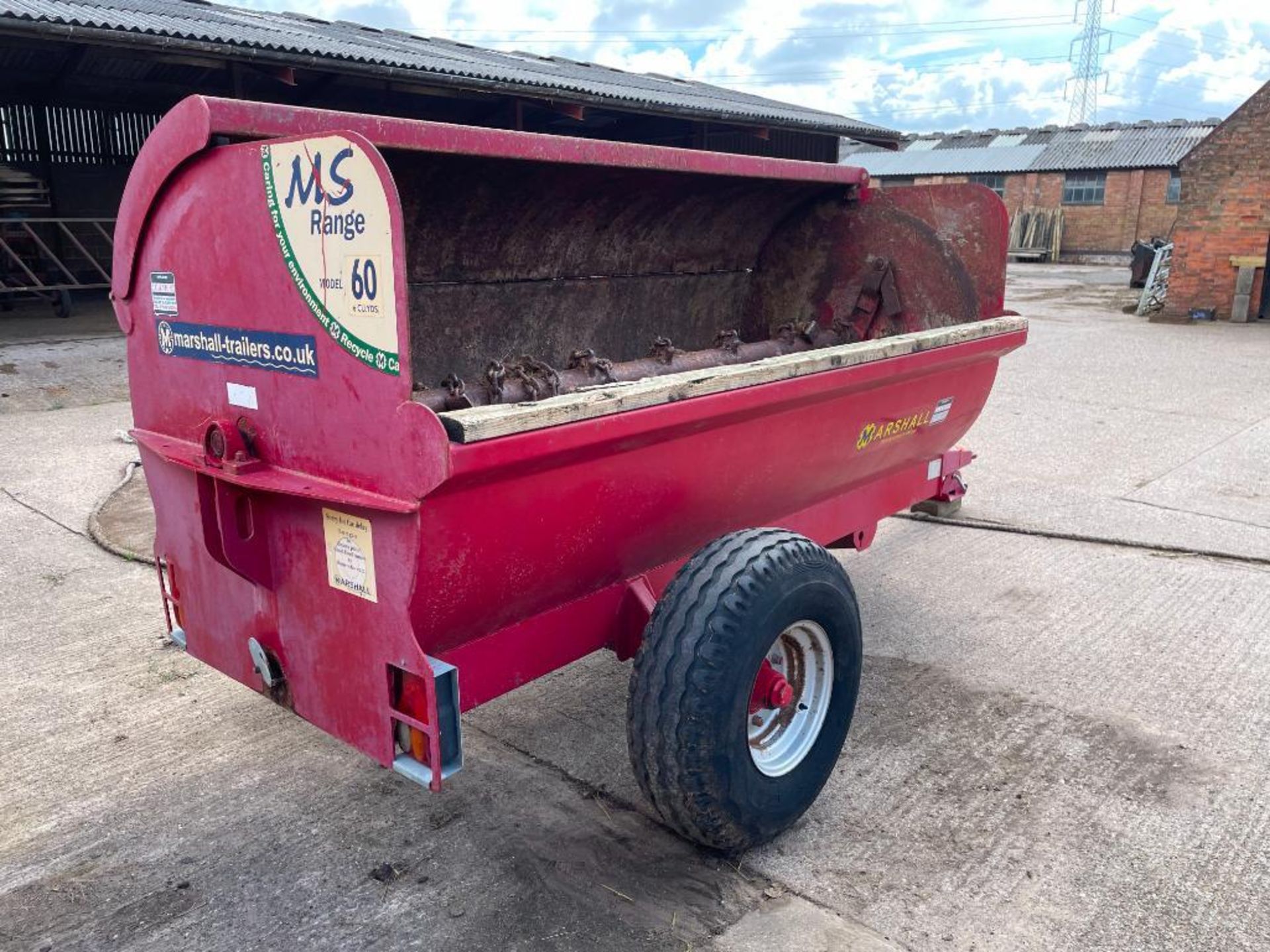 2013 Marshall MS60 6t manure spreader, single axle on 12.5/80-15.3 wheels and tyres NB: Manual in Of - Image 8 of 13