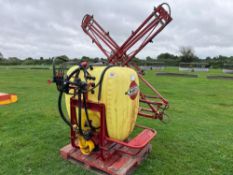 Hardi NK600 12m linkage mounted sprayer, 600l tank with manual folding booms NB: Manual in Office