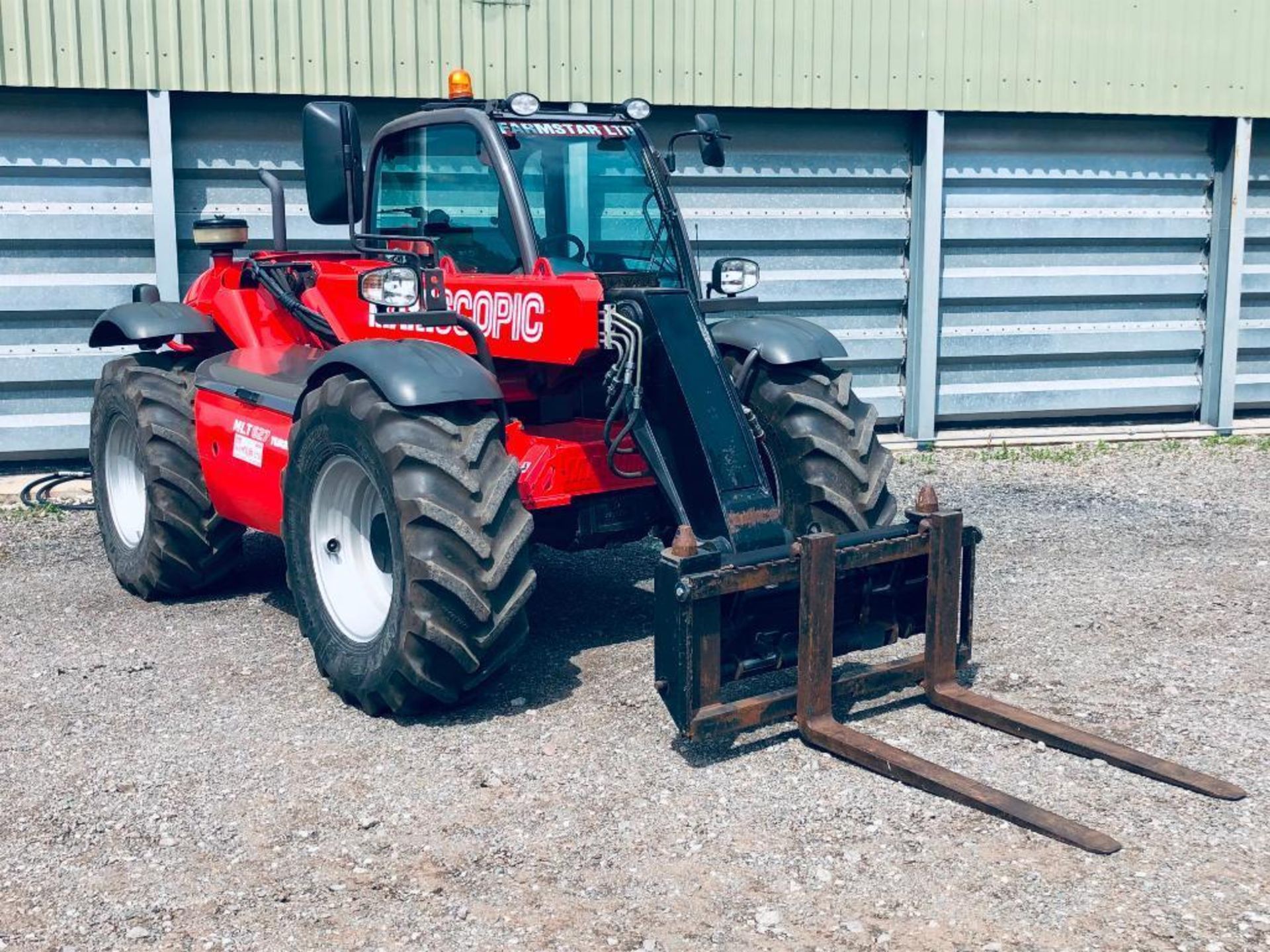 2010 Manitou MLT627 Turbo materials handler c/w air conditioned cab, pick up hitch, pin and cone hea - Image 47 of 47