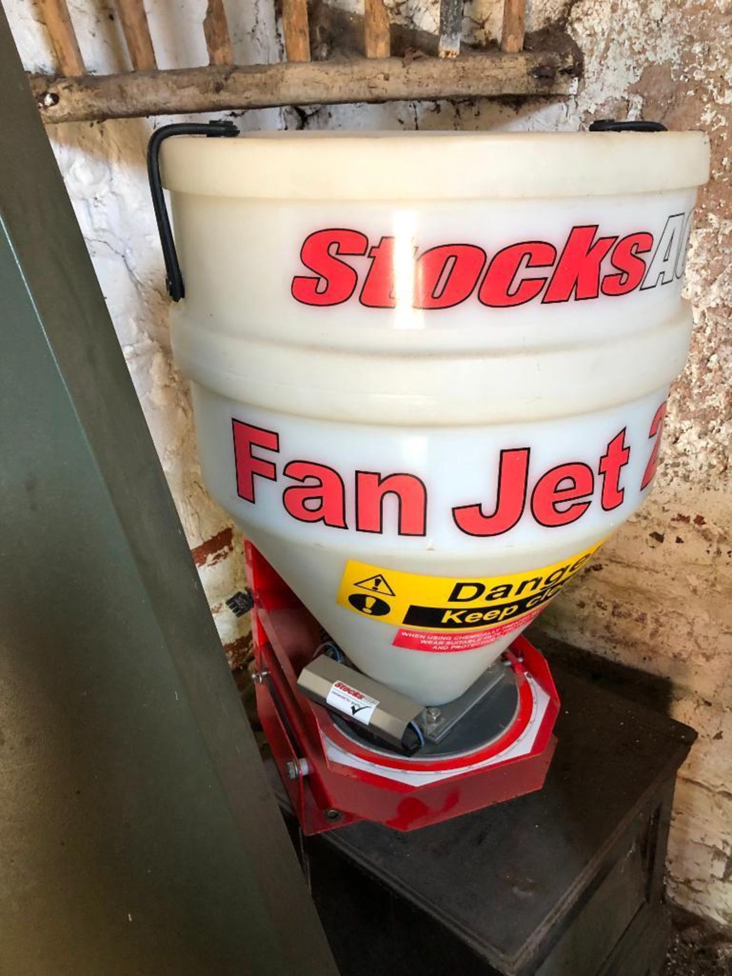 2005 Stocks AG Fan Jet 28 slug pelleter. Serial No: 50217 NB: Manual and Control Box in Office - Image 2 of 2