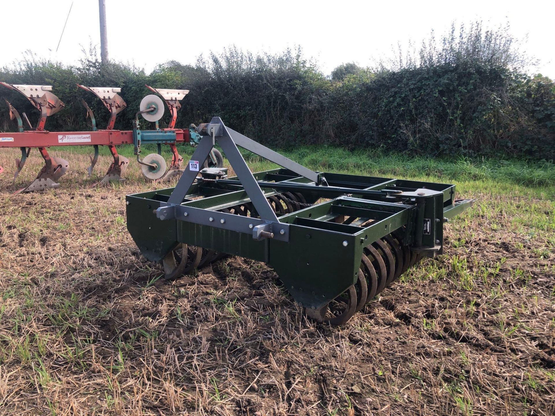Flexicoil plough press suited to 5f plough (6ft 8in) with transport headstock. Serial No: RAB0000-F0
