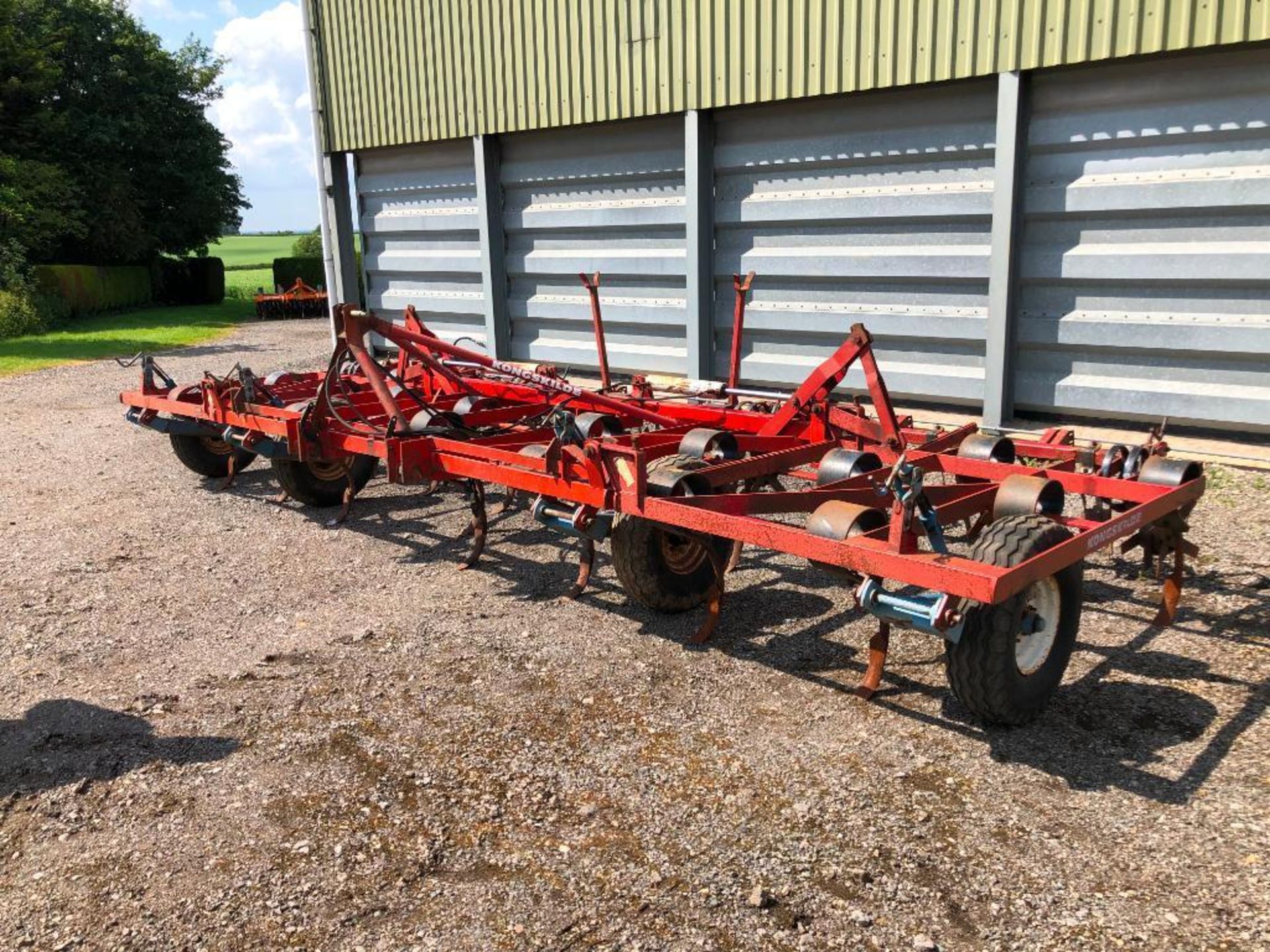 Kongskilde Vibroflex 6.2m, hydraulic folding with depth wheels and levelling discs - Image 10 of 16