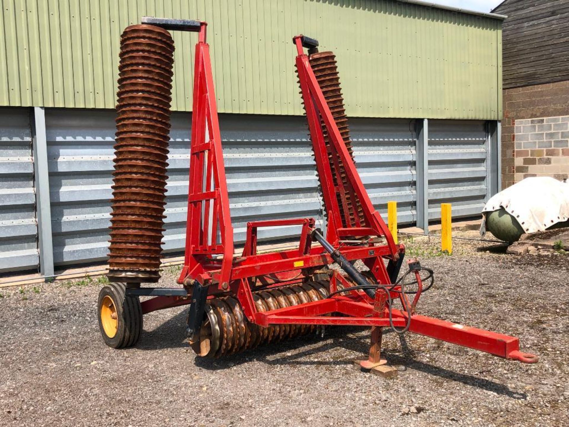 Vaderstad 6.2m Cambridge rolls, vertical folding, 16" breaker rings. Serial No: 6077 NB: Manual in t - Image 6 of 16