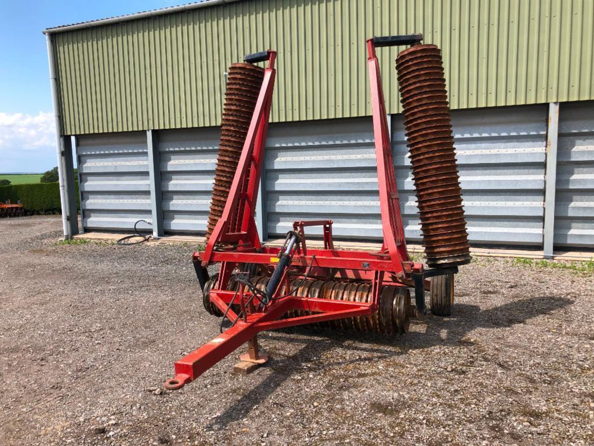 Vaderstad 6.2m Cambridge rolls, vertical folding, 16" breaker rings. Serial No: 6077 NB: Manual in t - Image 14 of 16