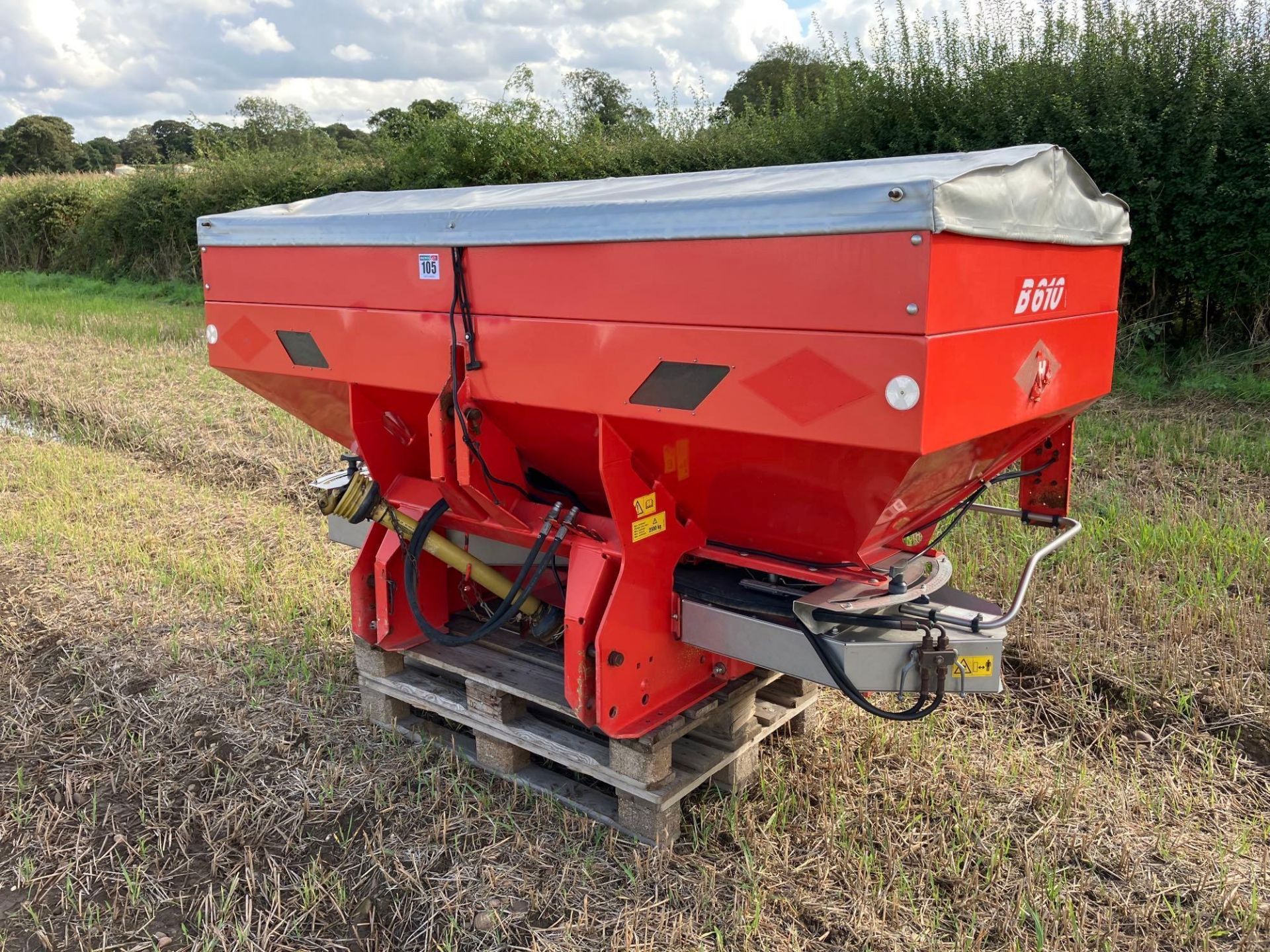 1997 Kuhn MDS 1141 20m twin disc fertiliser spreader with B610 hopper extension, comes with addition - Image 12 of 12