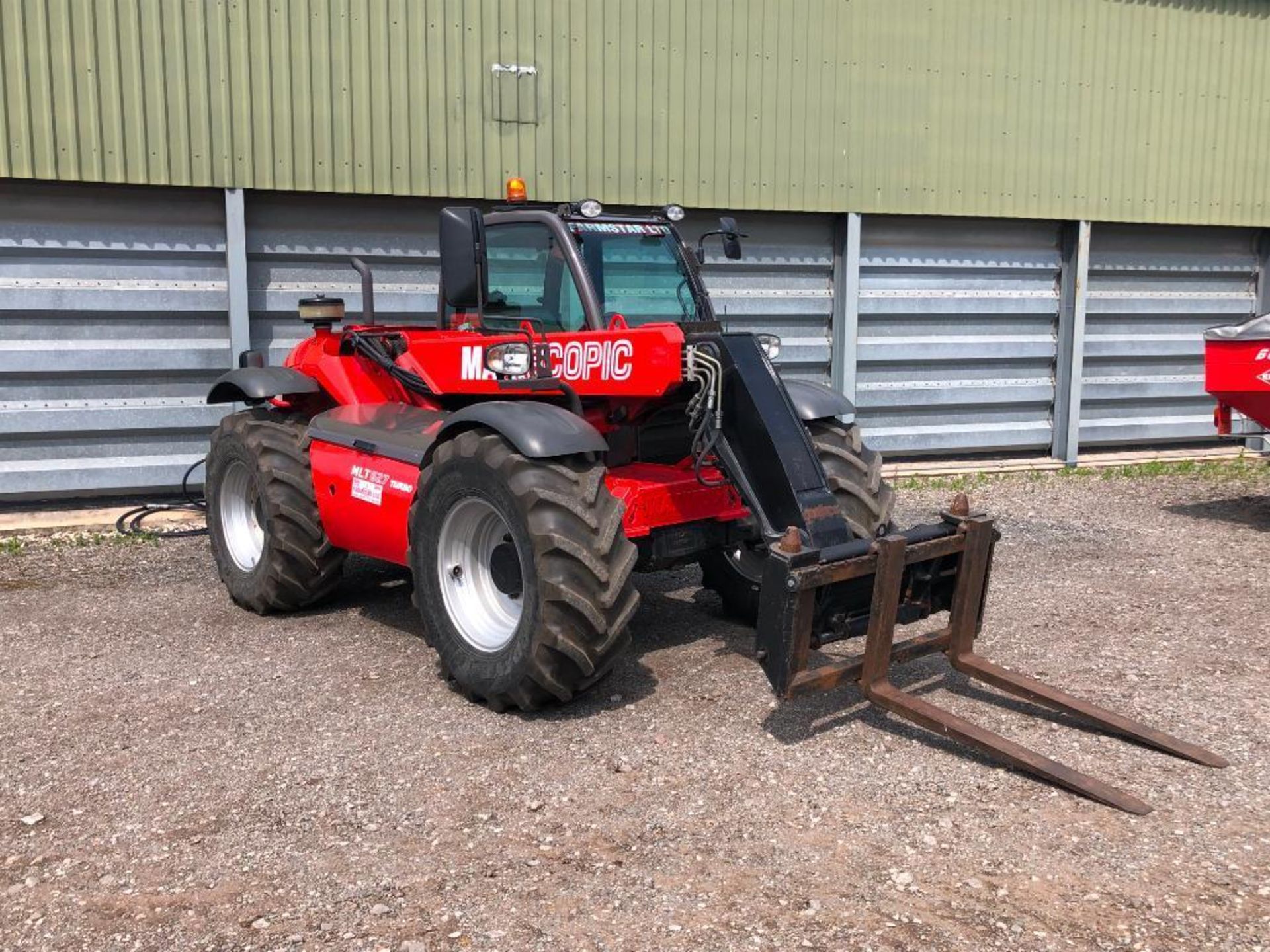 2010 Manitou MLT627 Turbo materials handler c/w air conditioned cab, pick up hitch, pin and cone hea - Image 31 of 47