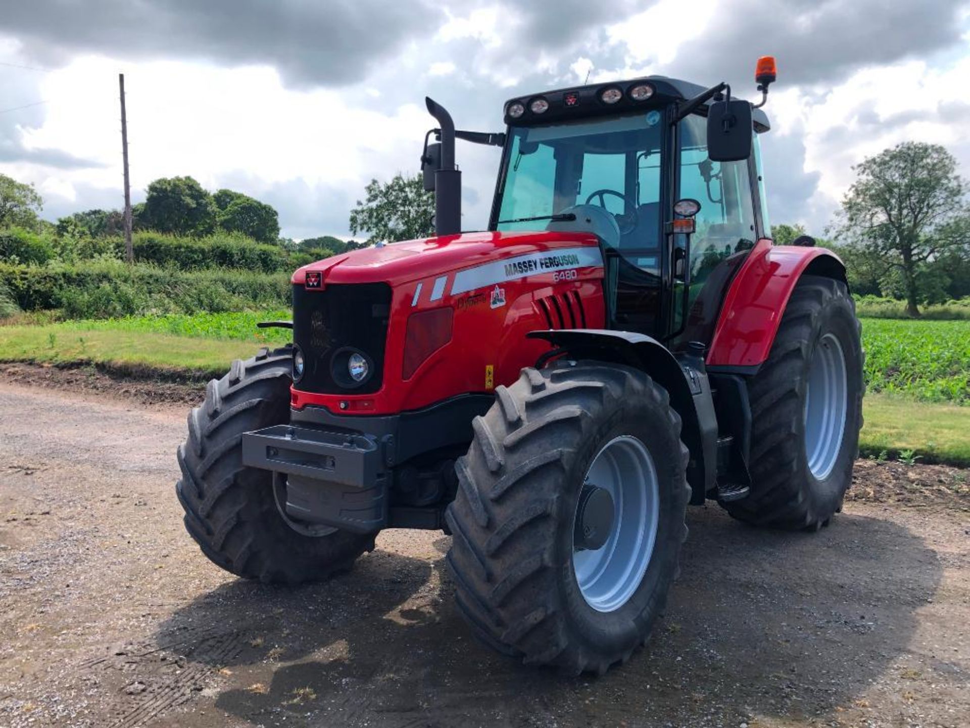 2011 Massey Ferguson 6480 Dyna 6 40kph 4wd tractor c/w 3 manual spools, front and cab suspension, im - Image 30 of 44