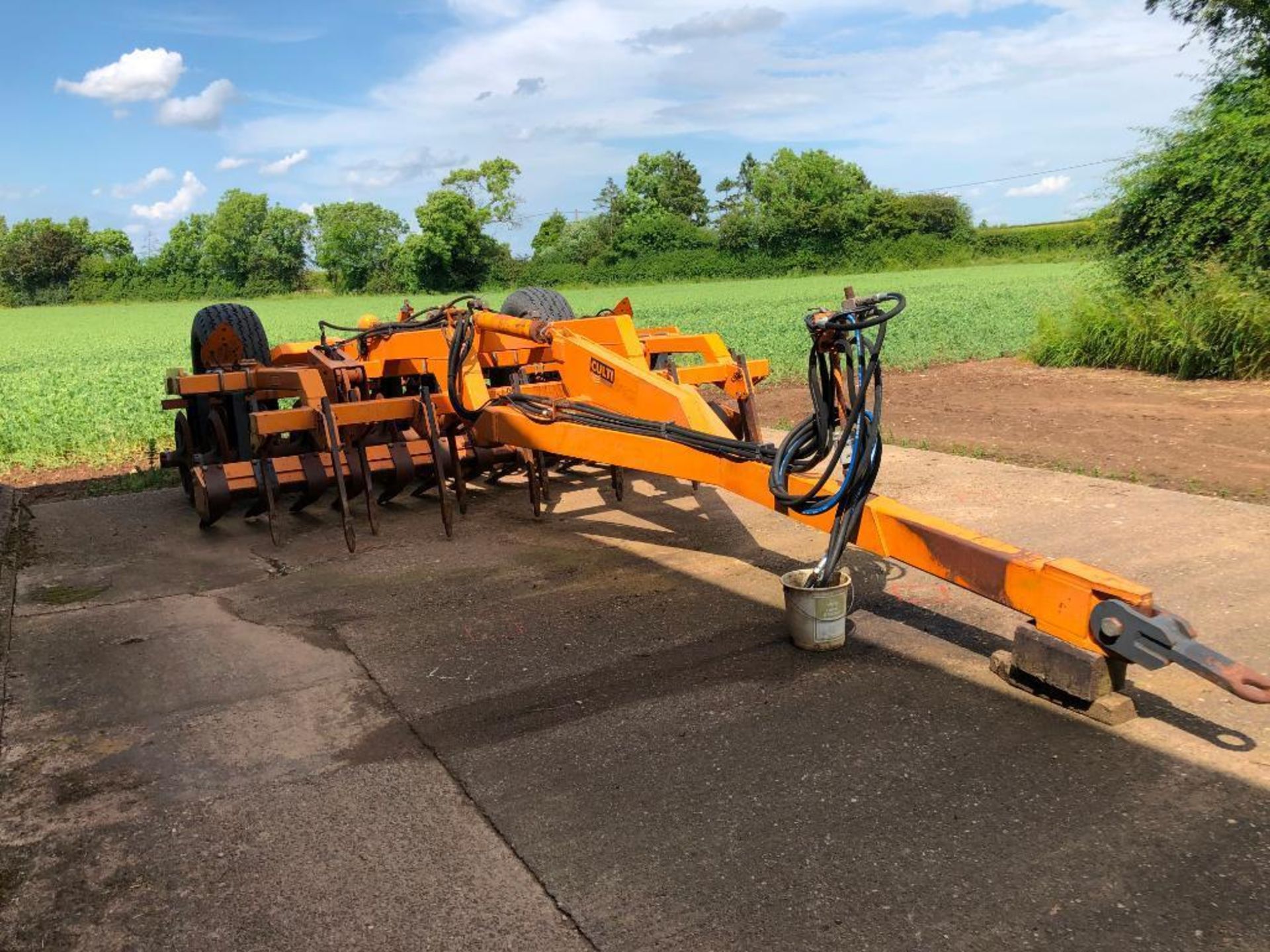 Simba Culti-Press 3.3m with leading tines, levelling boards, cast rings. Serial No: 84679038 NB: Man - Image 10 of 11