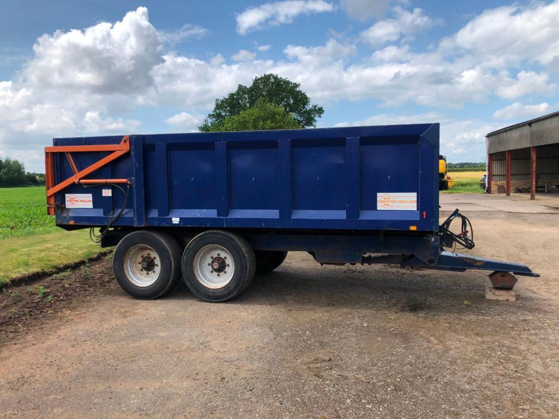 1994 Ken Wootton 10t twin axle grain trailer c/w hydraulic tailgate, grain chute, sprung drawbar on - Image 9 of 22