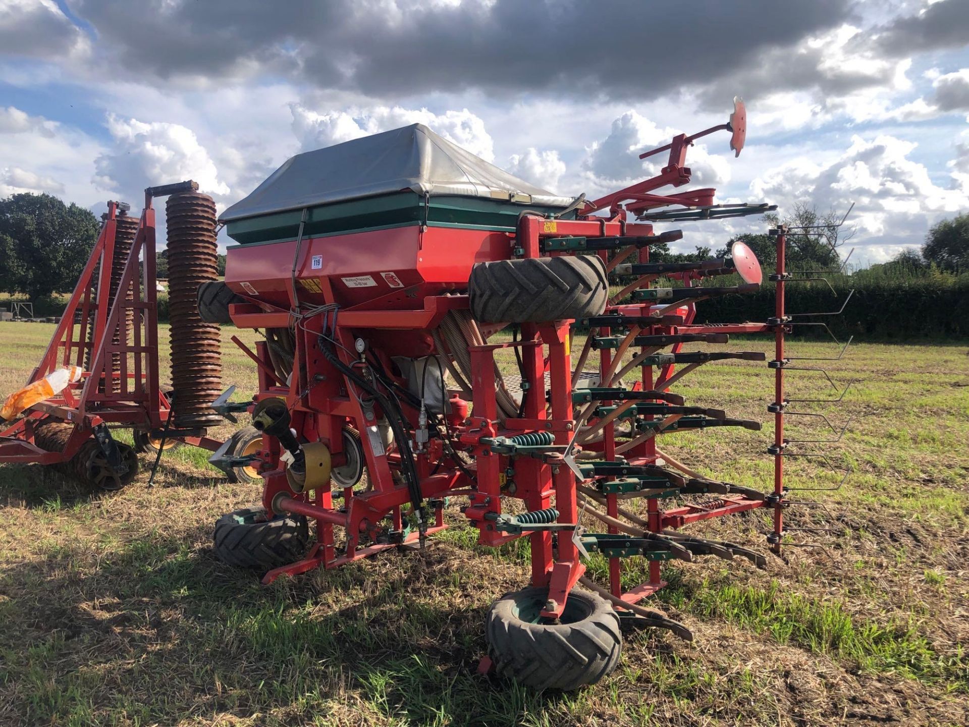 2001 Kverneland Accord TS 4m pneumatic tine drill c/w tramline eradicators, pre-emergence markers, b