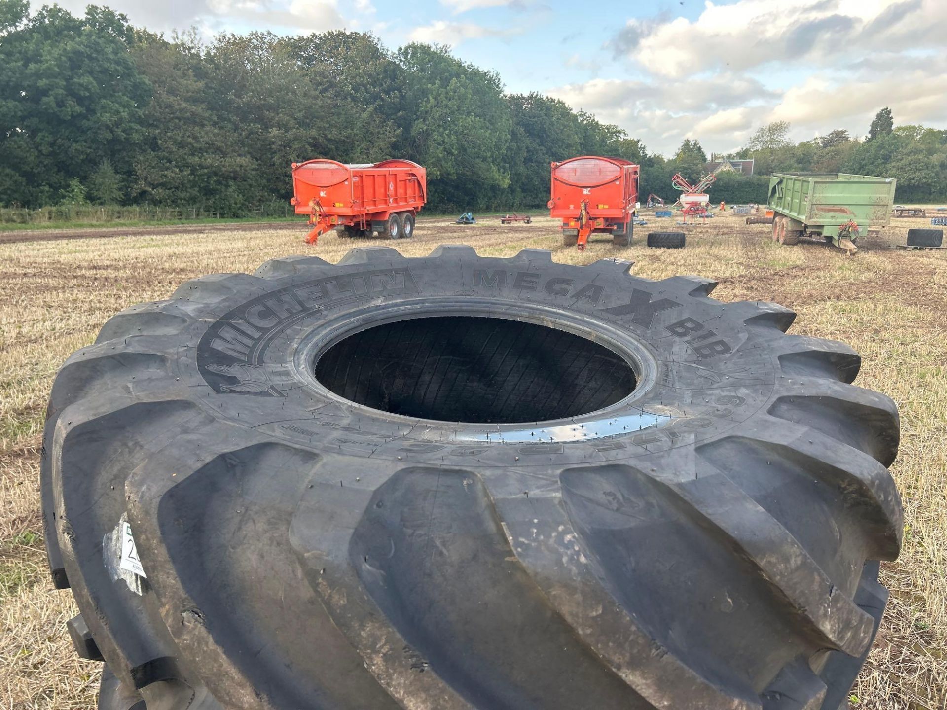 3No Michelin MegaXbib 620/75R26 tyres - Image 2 of 3