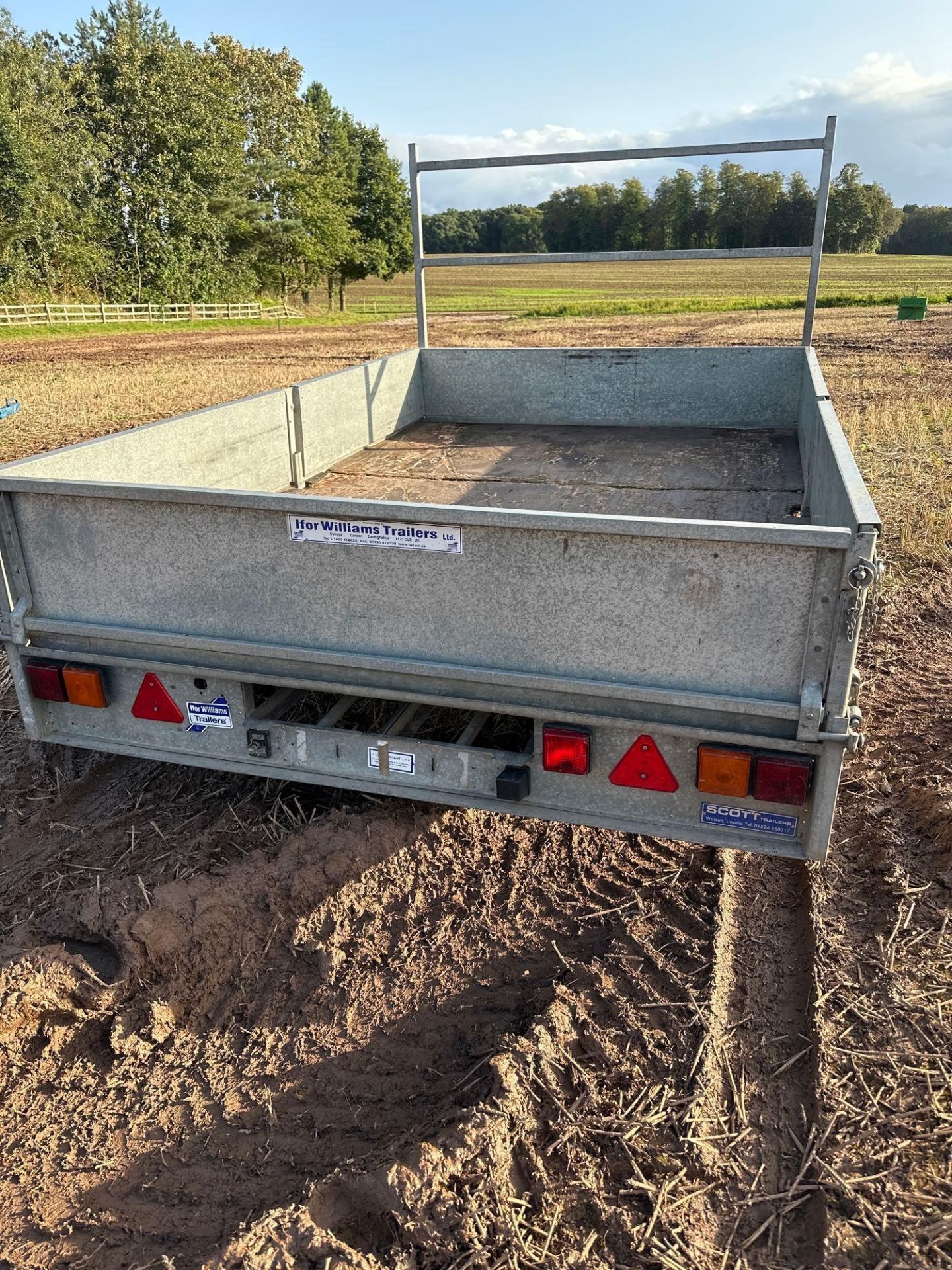 Ifor Williams LM106G 10ft twin axle flat bed trailer on 185/60R12 wheels and tyres. Serial No: SCK60 - Image 3 of 11