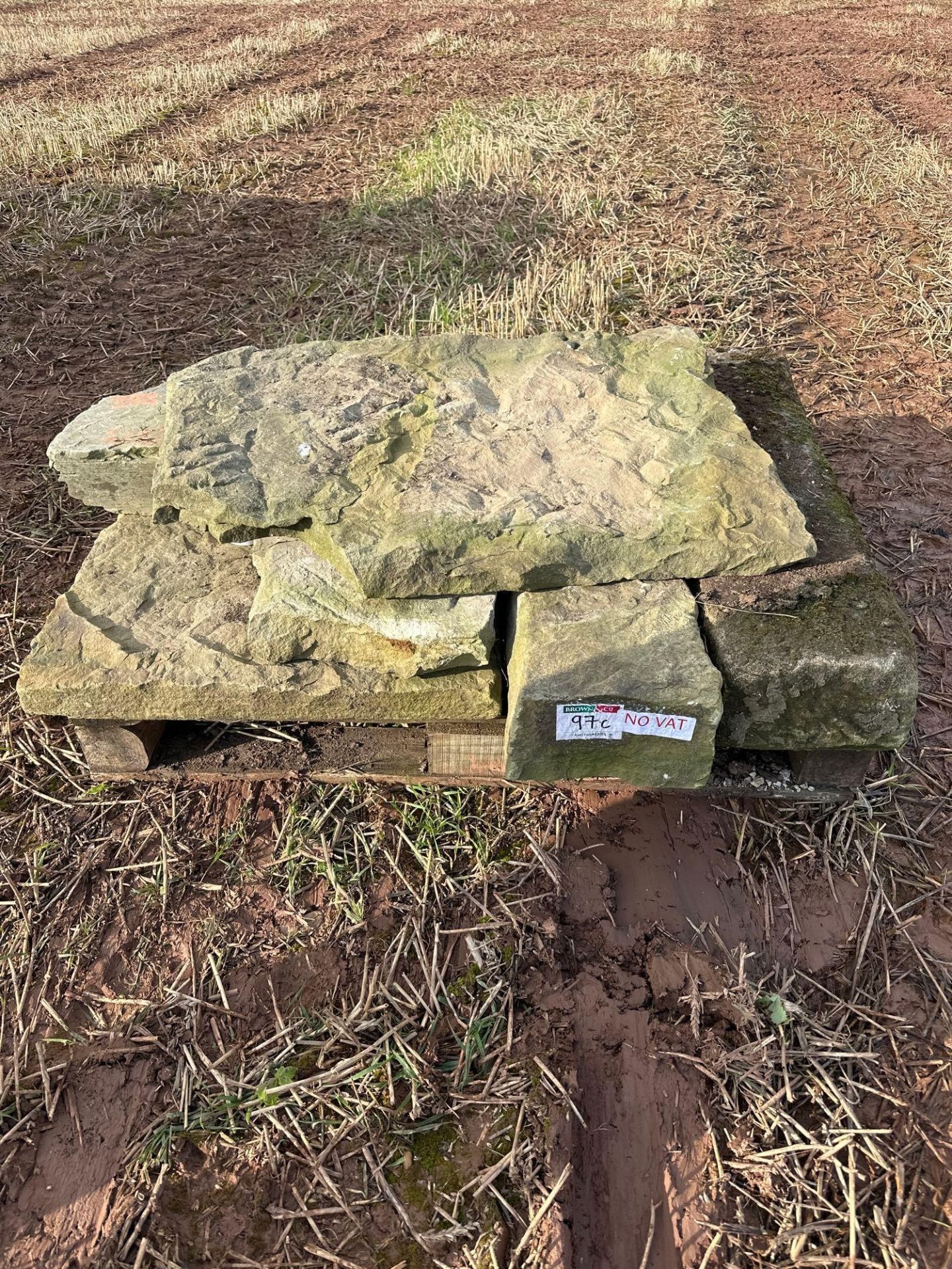 Quantity stone. No VAT.