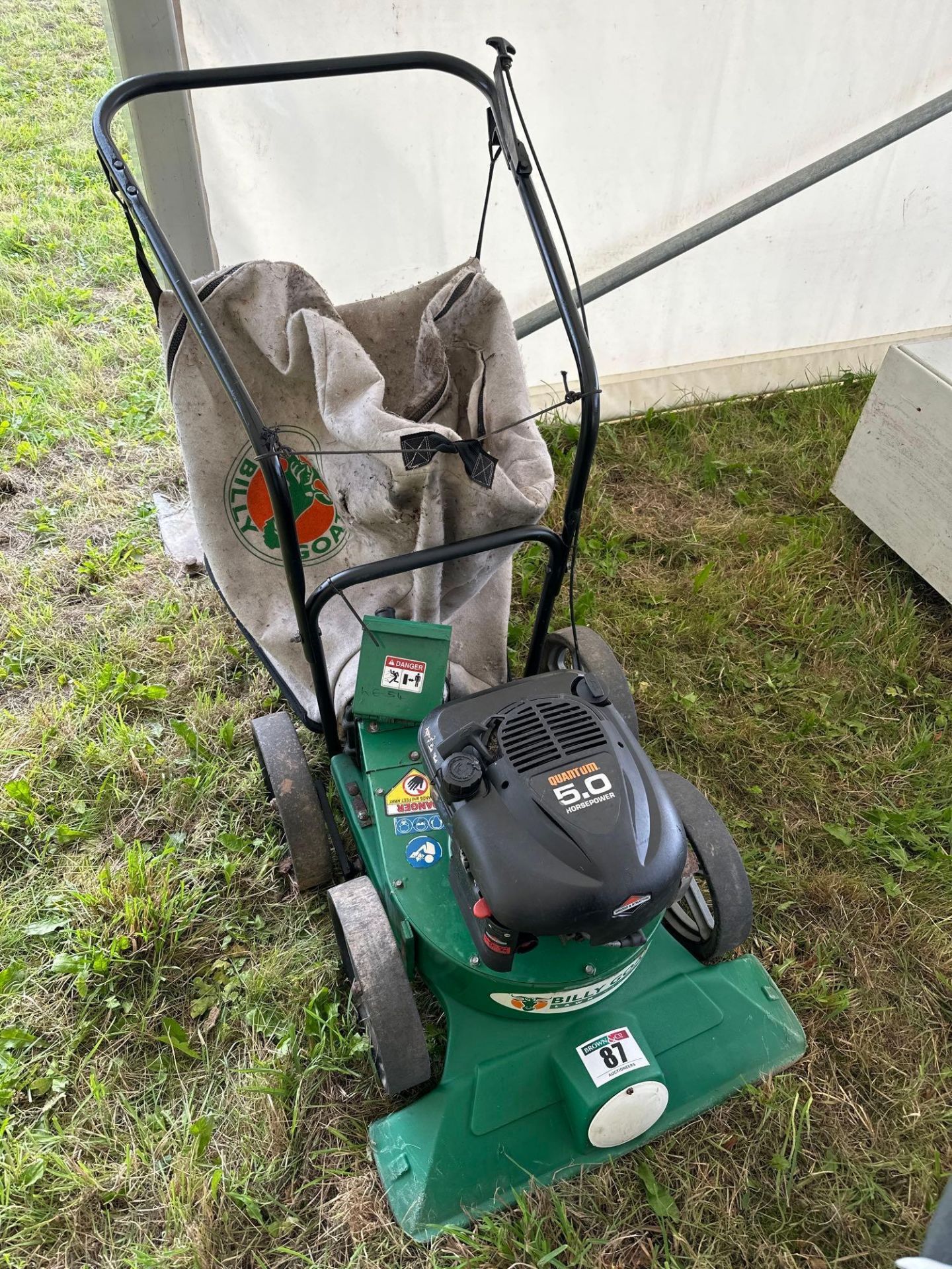 Billy Goat KD512 lawn vacuum with Briggs & Stratton Quantum 5hp engine - Image 3 of 4