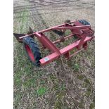 Twin row ridger, linkage mounted