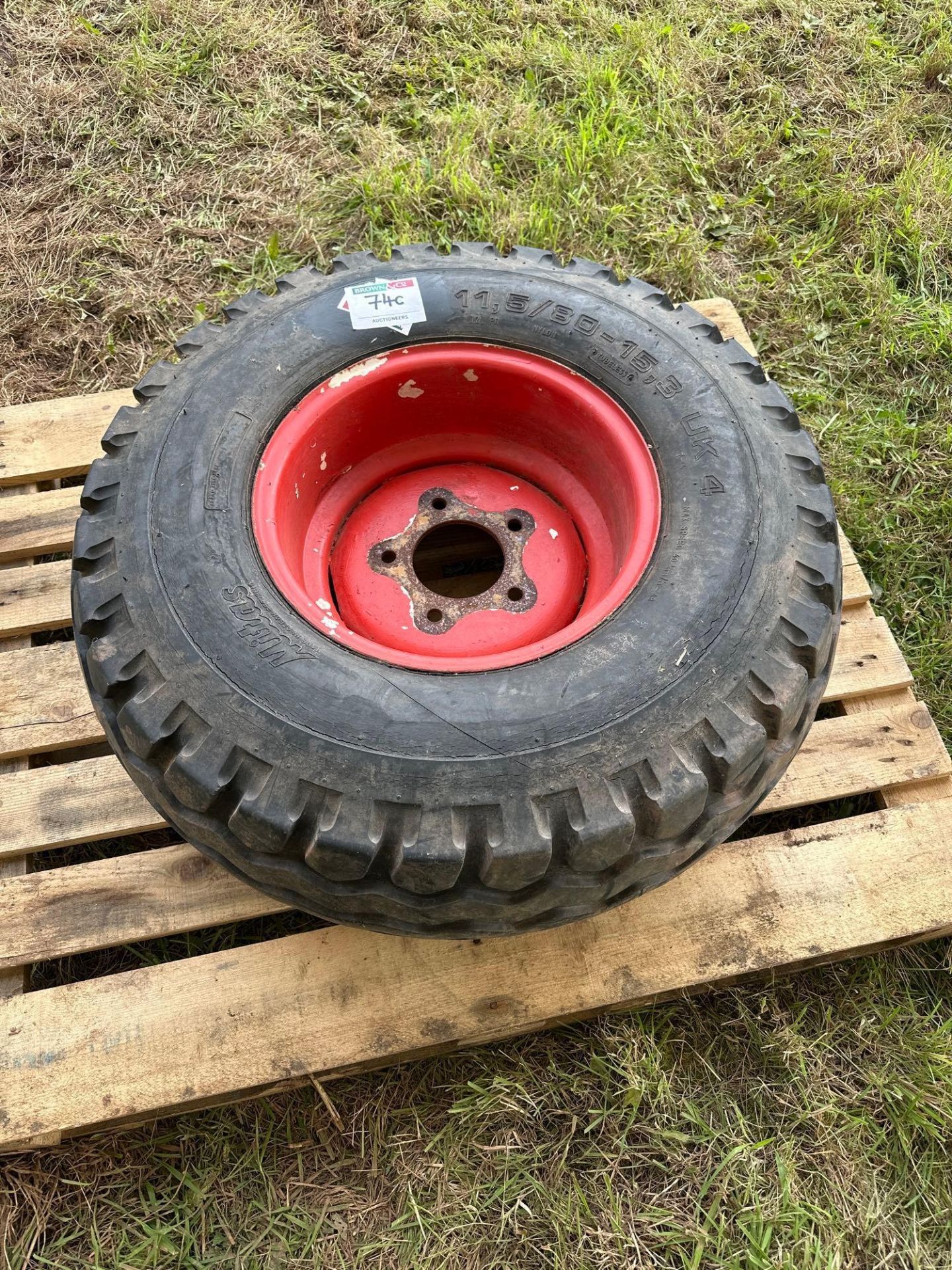 Single 11.5/80-15.3 wheel and tyre, 5 stud