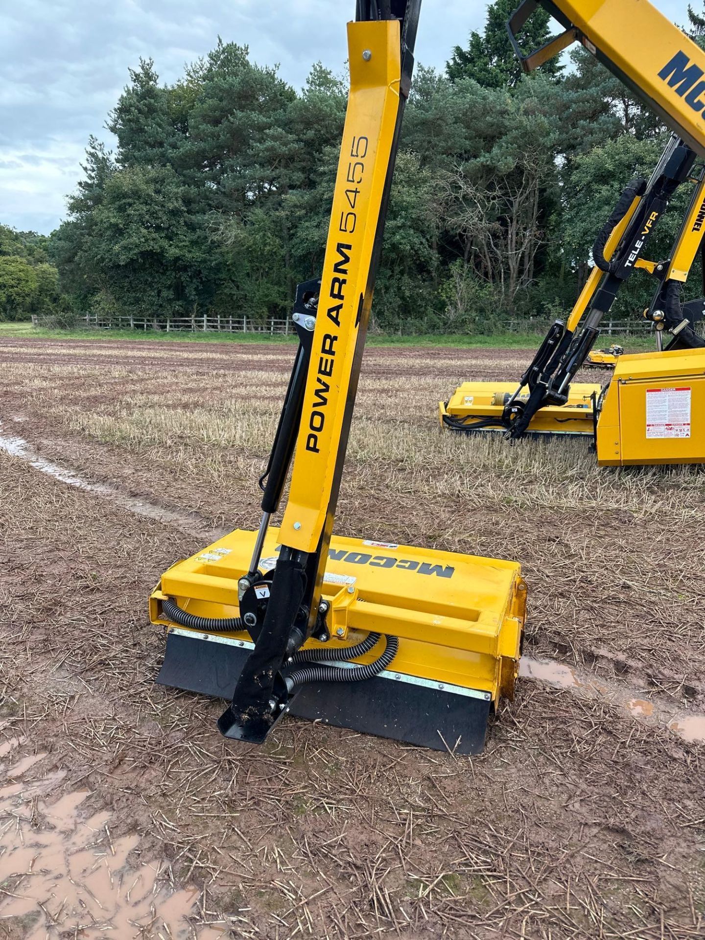 2019 McConnel PA5455 hedge cutter with 1.3m flail head, 3 point linkage attachments, hydraulic rolle - Image 2 of 8