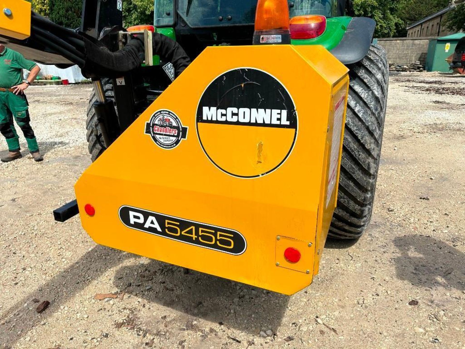 2019 McConnel PA5455 hedge cutter with 1.3m flail head, 3 point linkage attachments, hydraulic rolle - Image 3 of 8