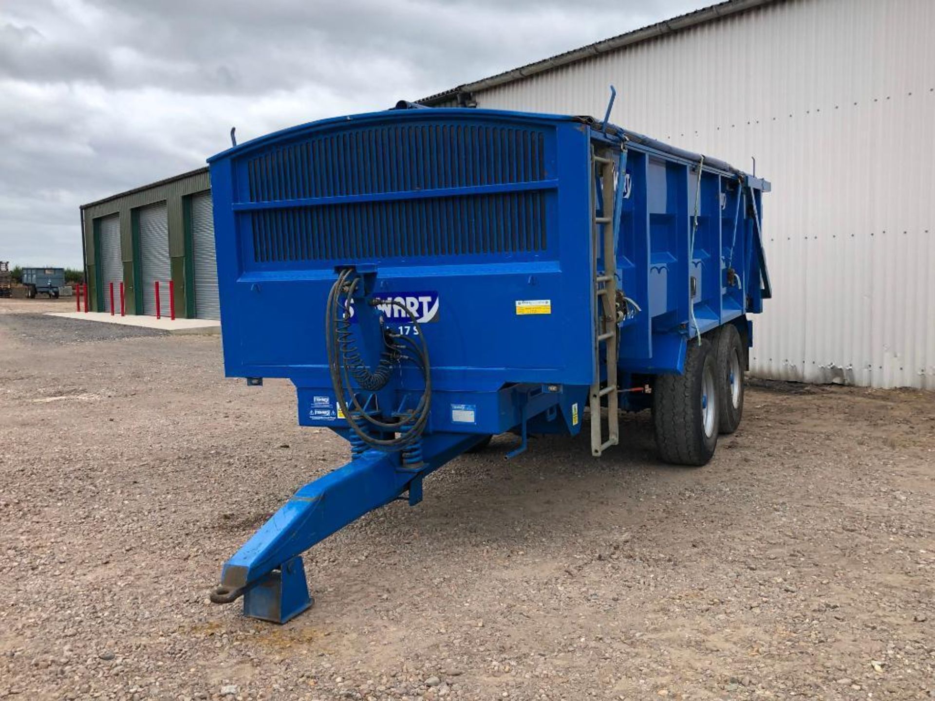 2013 Stewart GX13-17S 13t grain trailer, sprung drawbar, hydraulic tailgate and grain chute complete - Image 10 of 14